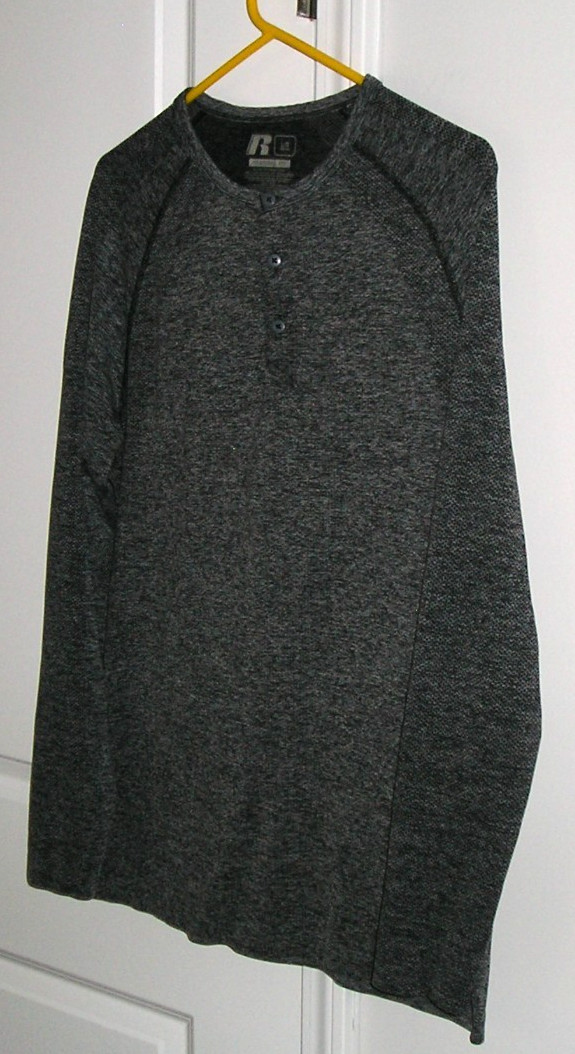 NEW~RUSSELL DRI-POWER 360 MEN’S HEATHER GRAY STRETCH TRAINING FIT 3 BUTTON TEE!