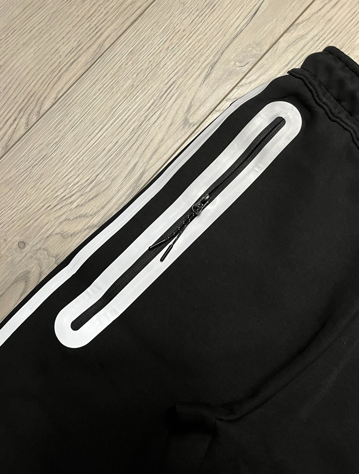 Size Medium – Nike Tech Black Reflective Full-Zip Hoodie & Joggers FREE SHIPPING