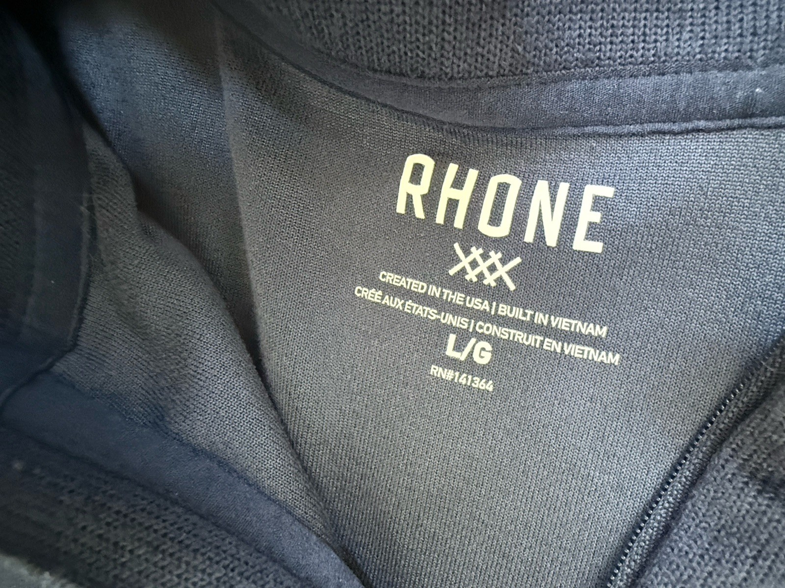 Rhône Mens L Blue 1/4 Sweater Pullover Size Large Soft Golf Hiking Walking
