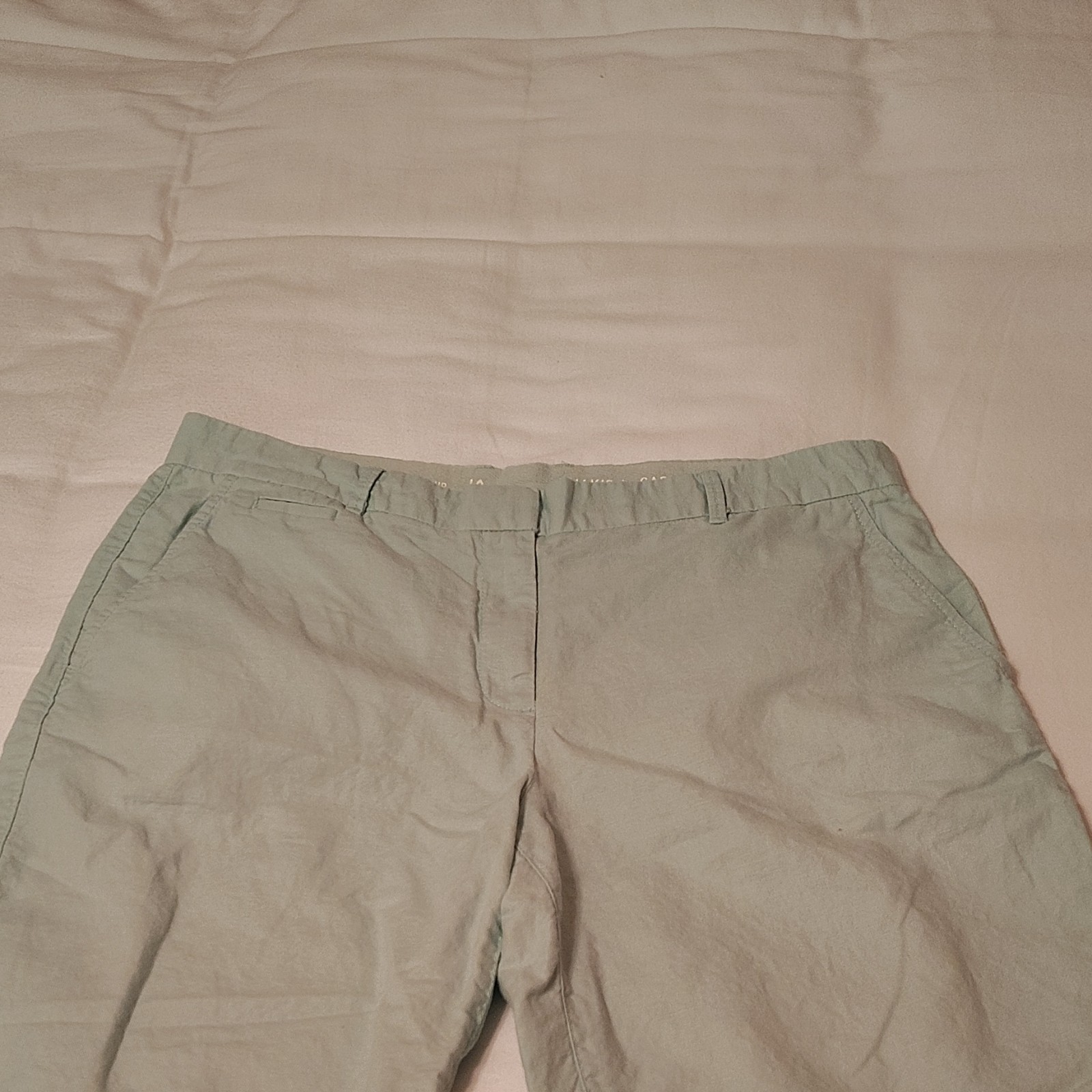 Gap Shorts Womens Size 10 Mint Khakis 100% Cotton Boyfriend Roll Up NWOT