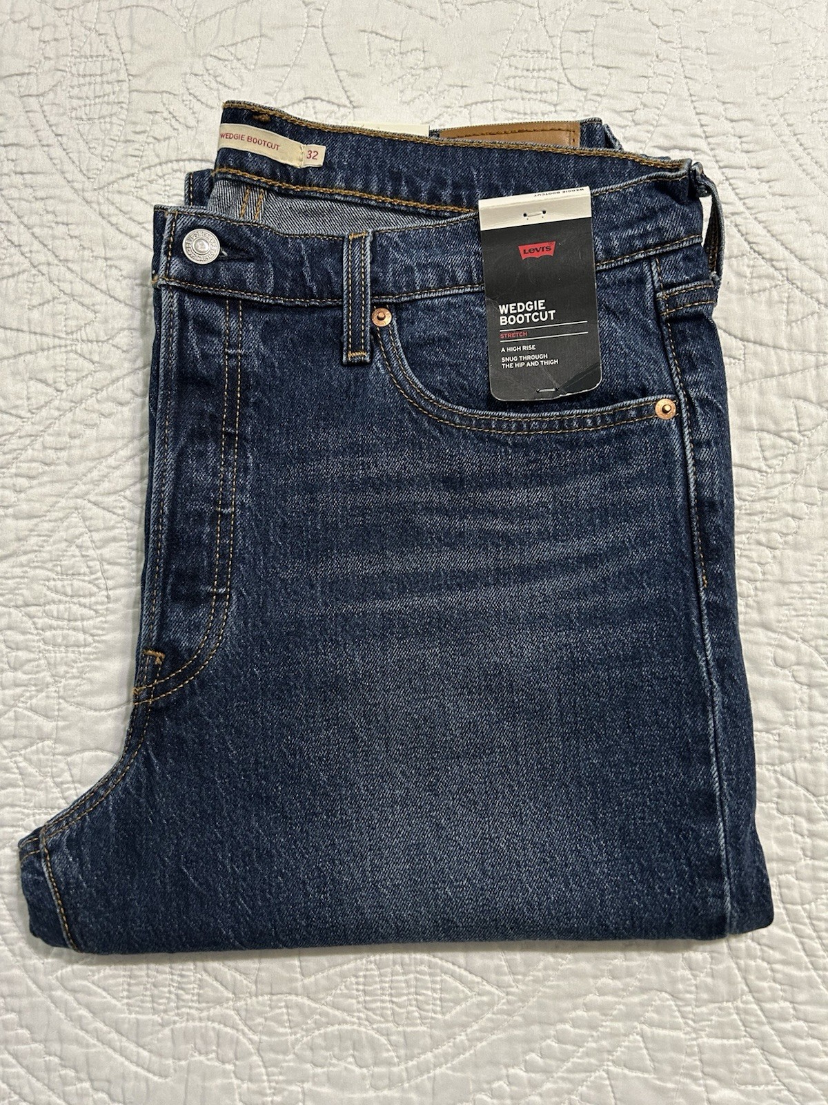 Levi’s Womens Wedgie Bootcut Jeans A8710-0001 DARK WASH Size 32×32 NWT