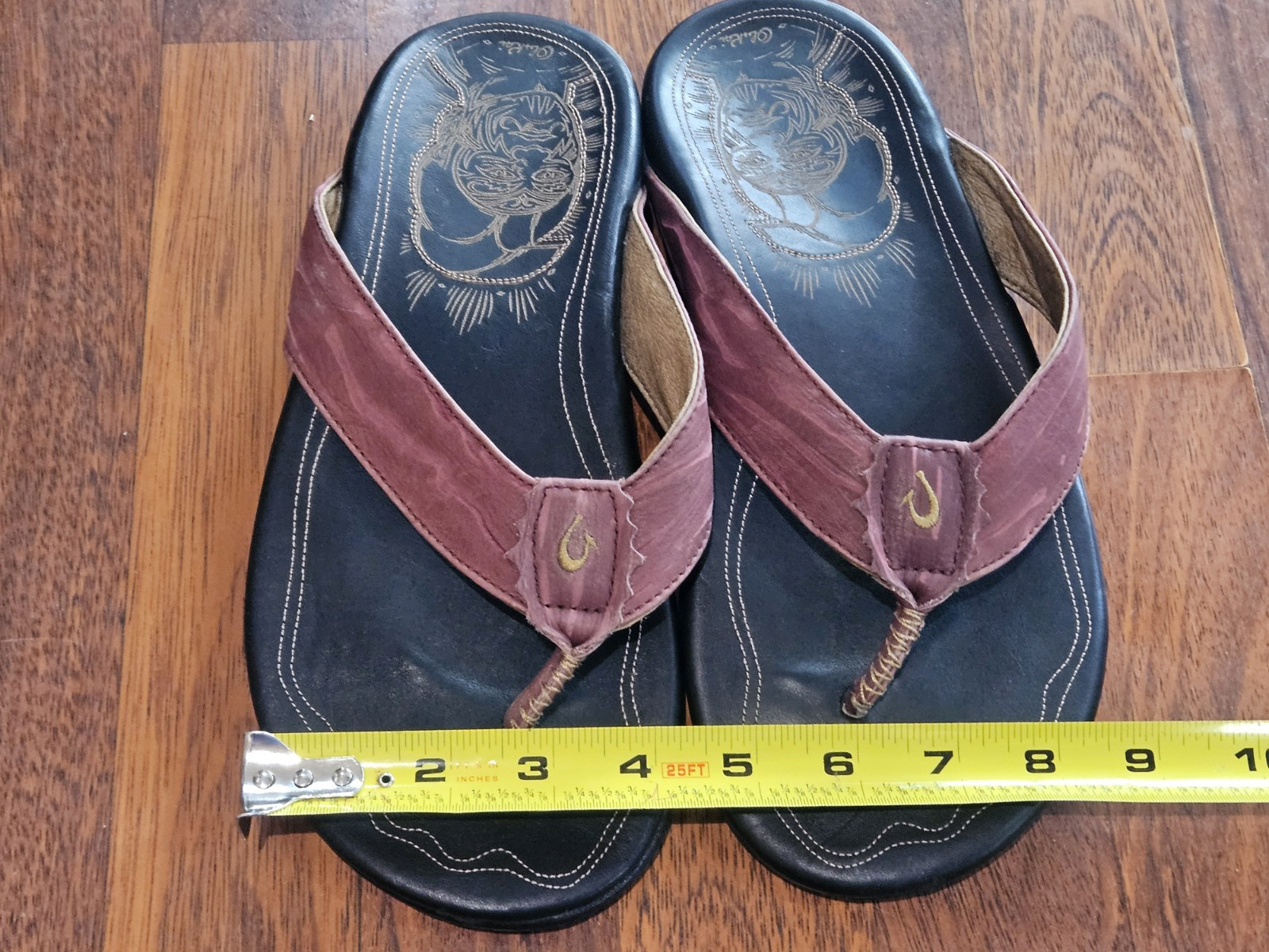 OluKai PU’ALI Warrior Inspired Leather Sandals Thongs Womens Sz 10 Spring 2012