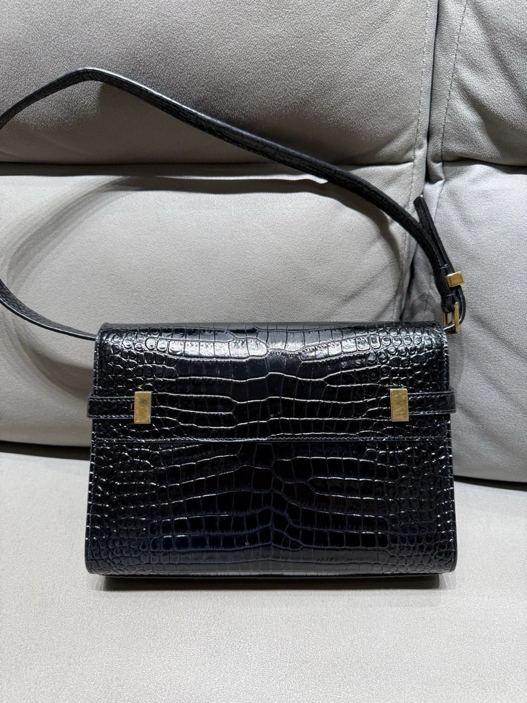 Saint laurent Pre-Owned Authentic Shoulder Bag 24*17*6cm