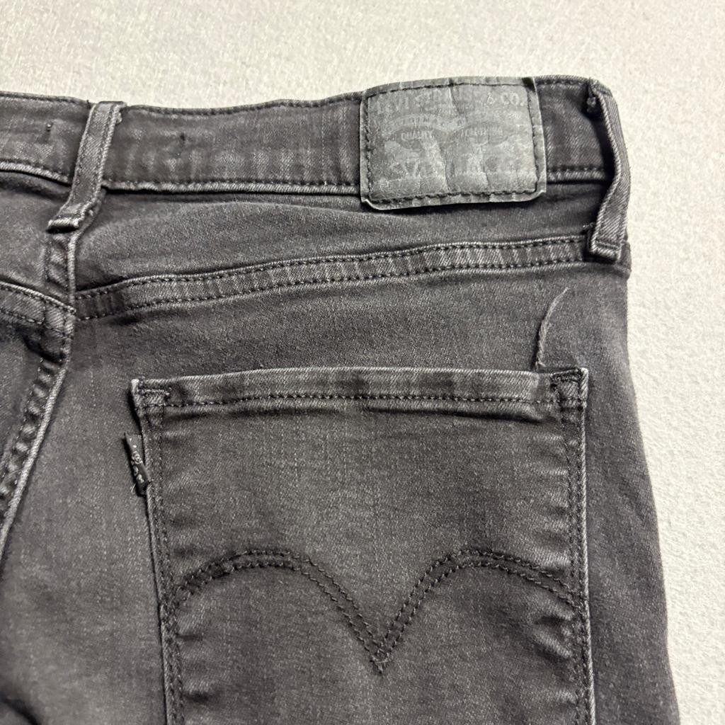 Levi’s 311 Shaping Skinny Jeans Womens Size 29×32 Black Denim Stretch Pants