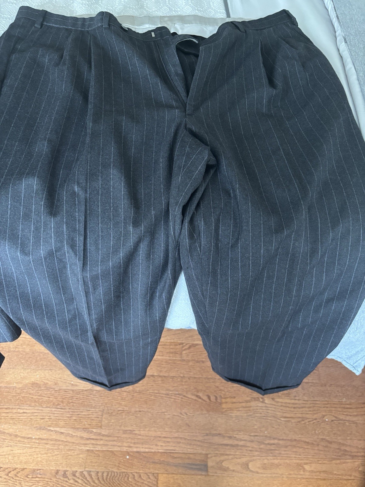Brioni Suit 46L 40×30 Charcoal Gray Pinstripe Wool Suit