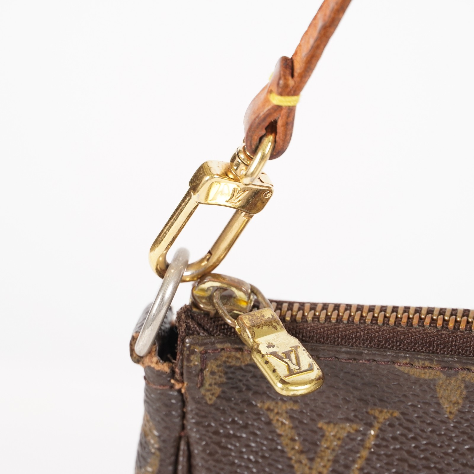 LOUIS VUITTON Monogram Pochette Accessories Pouch M51980 LV Auth 06E033080015