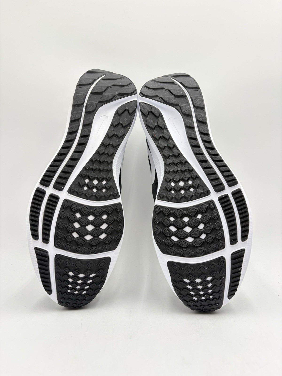 Nike Air Zoom Pegasus 39 Size 12 Black White |DH4071-001|