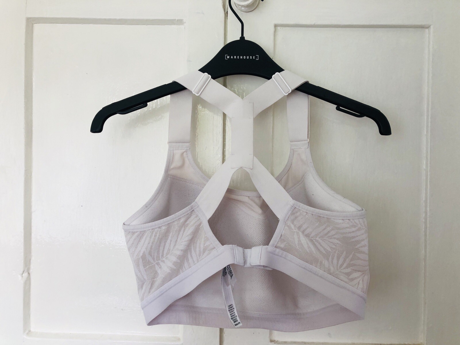 VICTORIA SECRETS SPORTS BRA 34DDD max support white