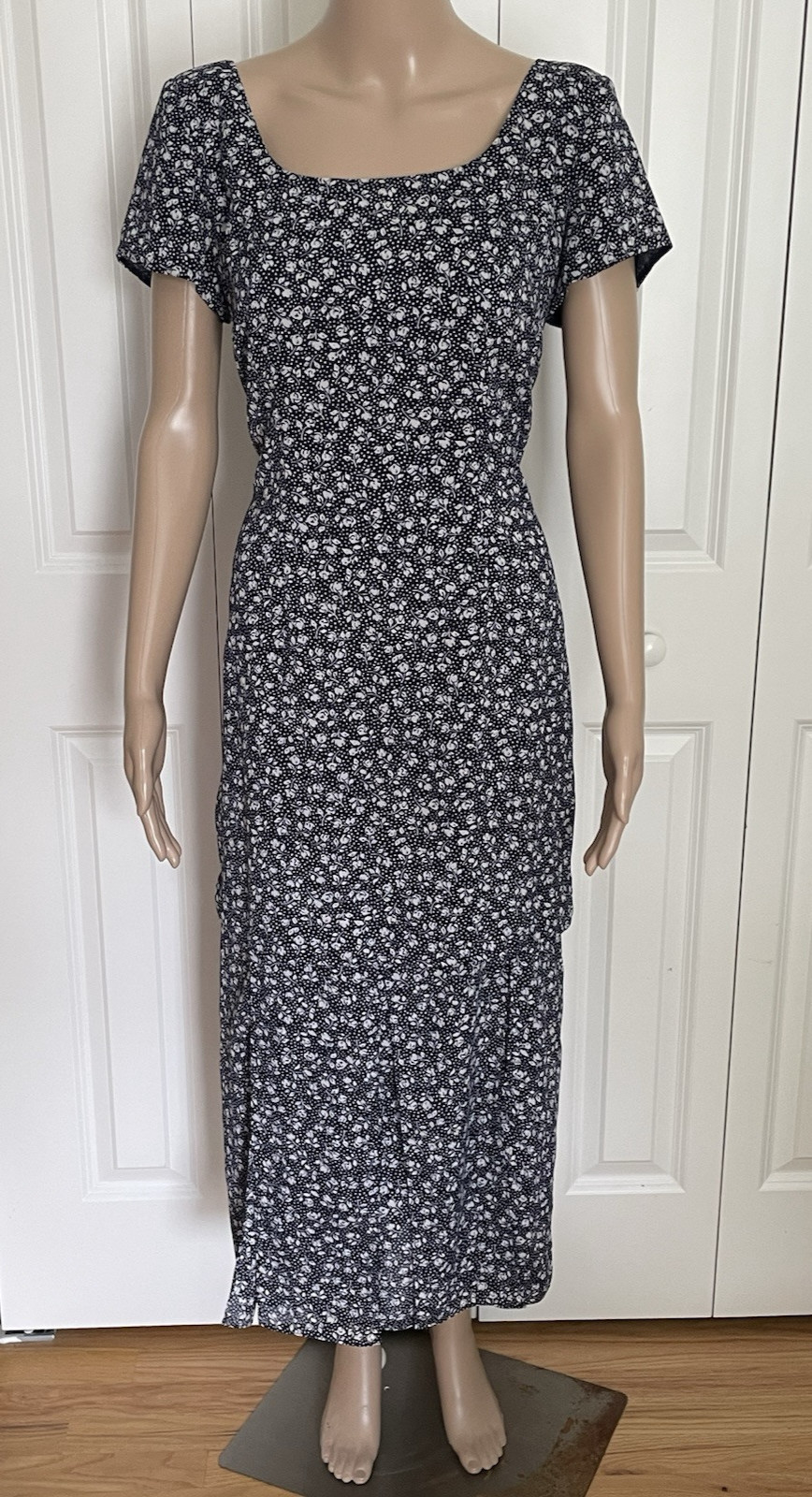 Robbie Bee 8 Navy Blue Floral Back Tie Panel Hemline Overlay Cap Sleeve Dress