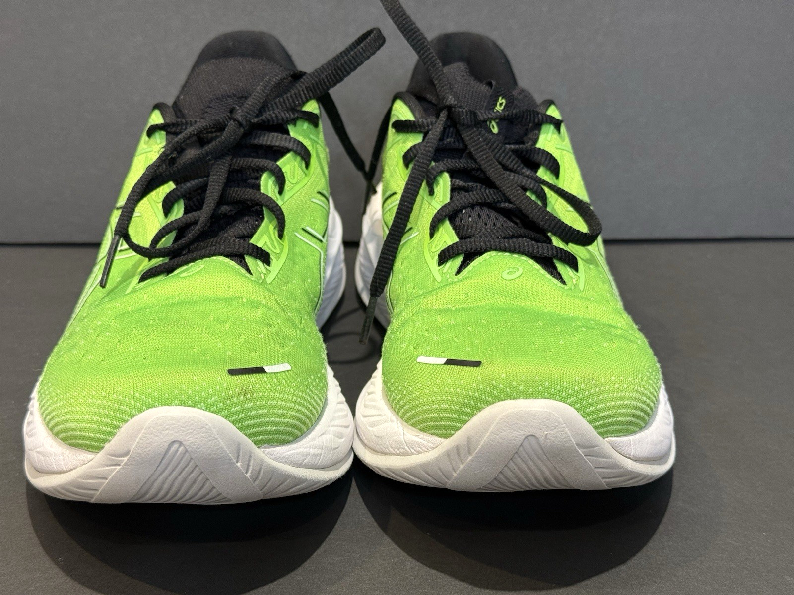 ASICS Mens Size 10.5 Running Shoes Gel-Cumulus 26 Green