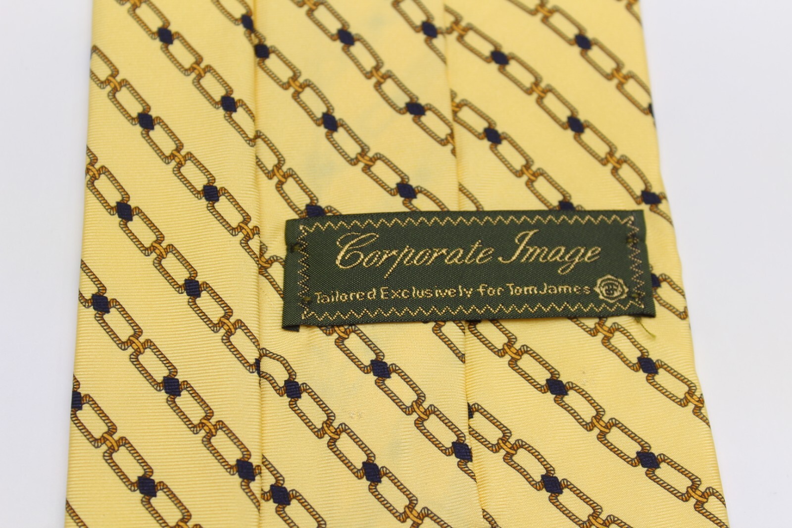 1580) CORPORATE IMAGE MEN’S TIE 100% SILK MADE IN USA