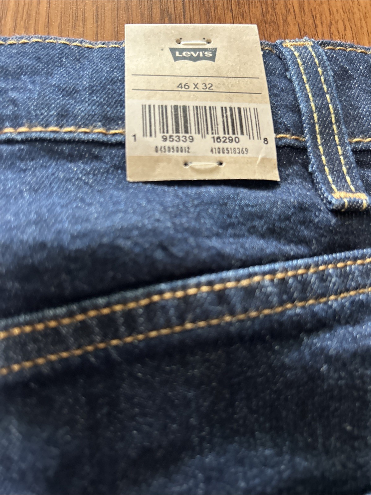 NWT Levi Strauss 505 Regular Fit Dark Blue Jeans Size 46 x 32