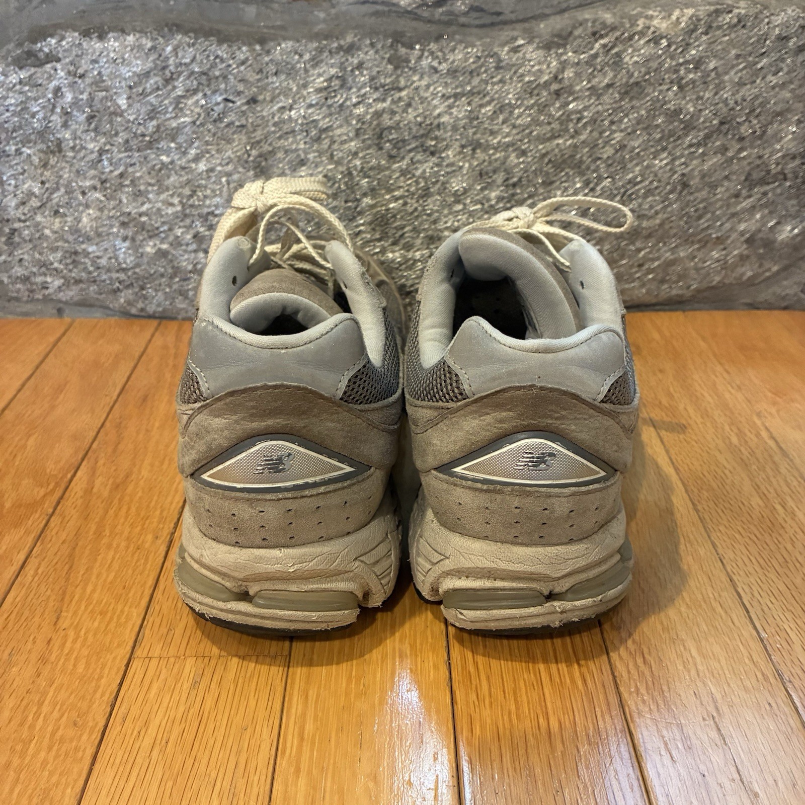 NEW BALANCE 2002R MARBLE HEAD LIGHT ALUMINUM MEN SNEAKERS GREY WHITE SHOES SZ 9