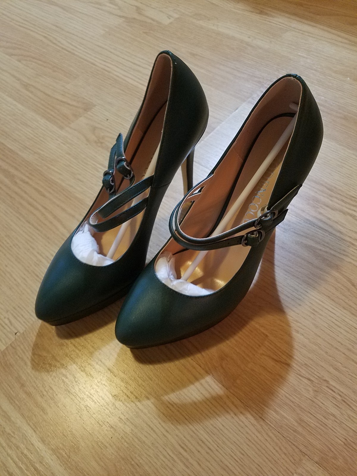 MODENCOCO 8.5 Buckle Stilettos 4.7 inch