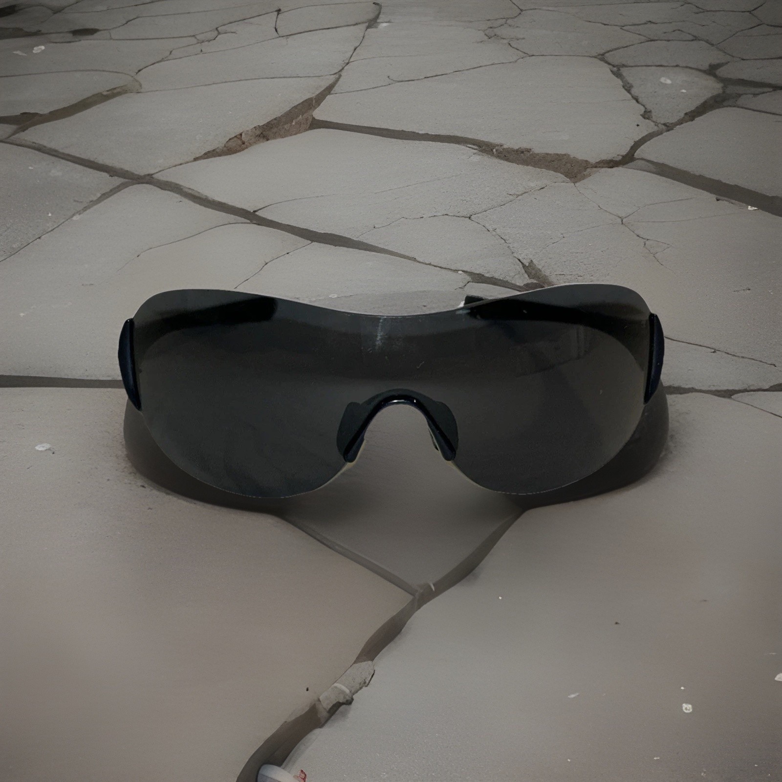 Oakley Miss Conduct Black Sunglasses (scratches)
