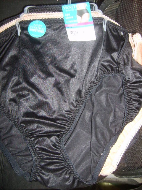 3 PR RADIANT~VANITY FAIR~LIGHT CONTROL~HI-CUT~NYLON PANTIES~NIP~SZ 12~BLK/BEIGE
