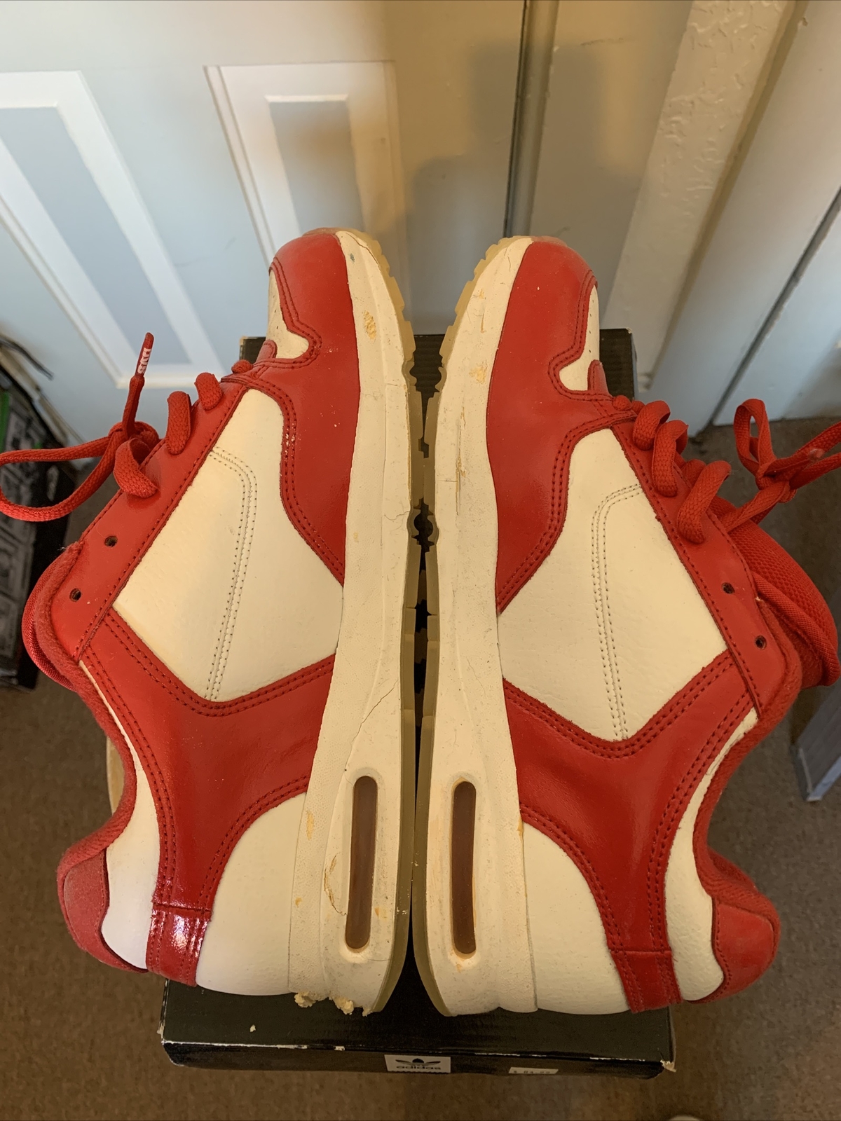 DVS shoe Company Prophet Samples Size 9 White/red Clear Soles
