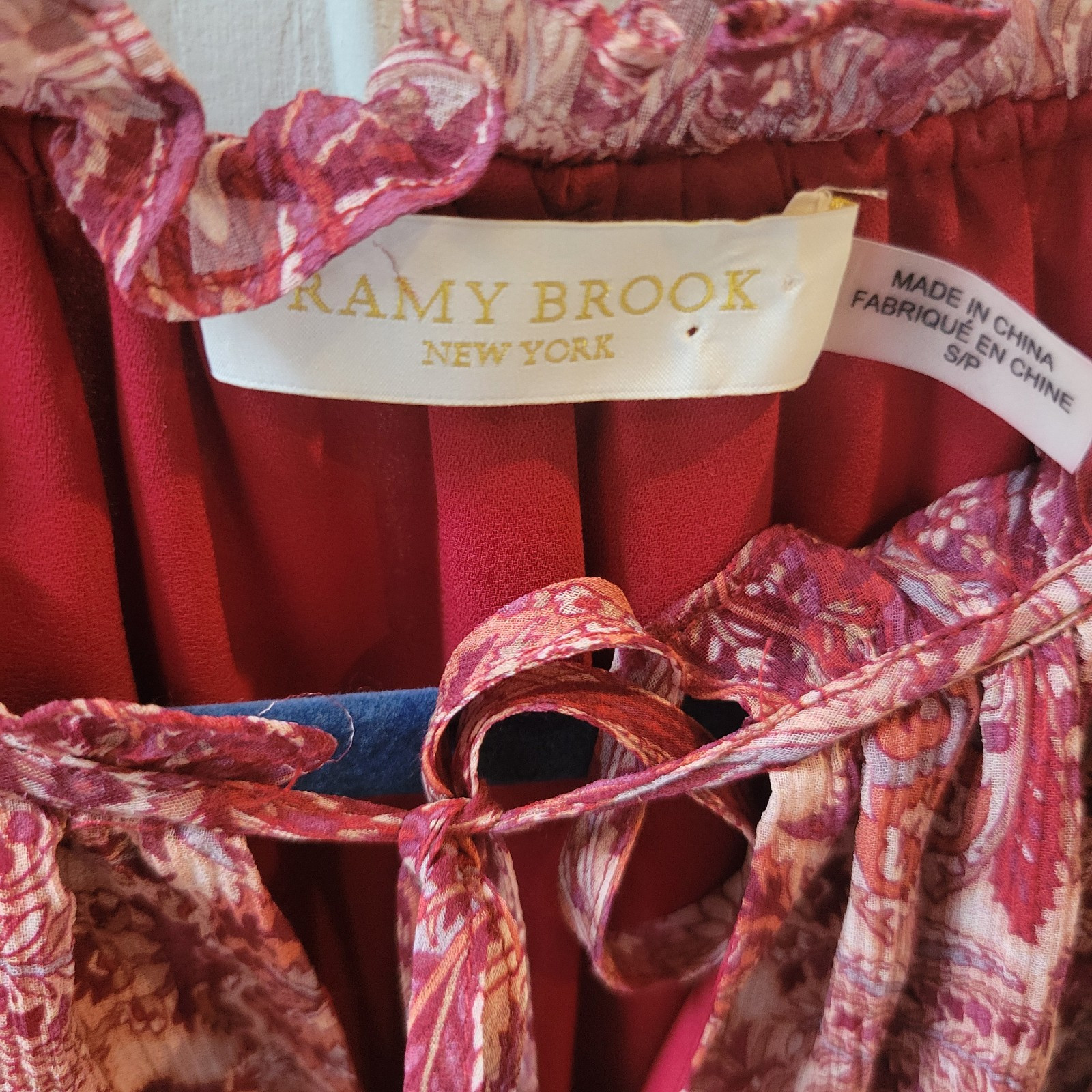 Ramy Brook Luanne Silk Blouse Red Paisley Boho Peasant Smocked Sleeve Small NEW