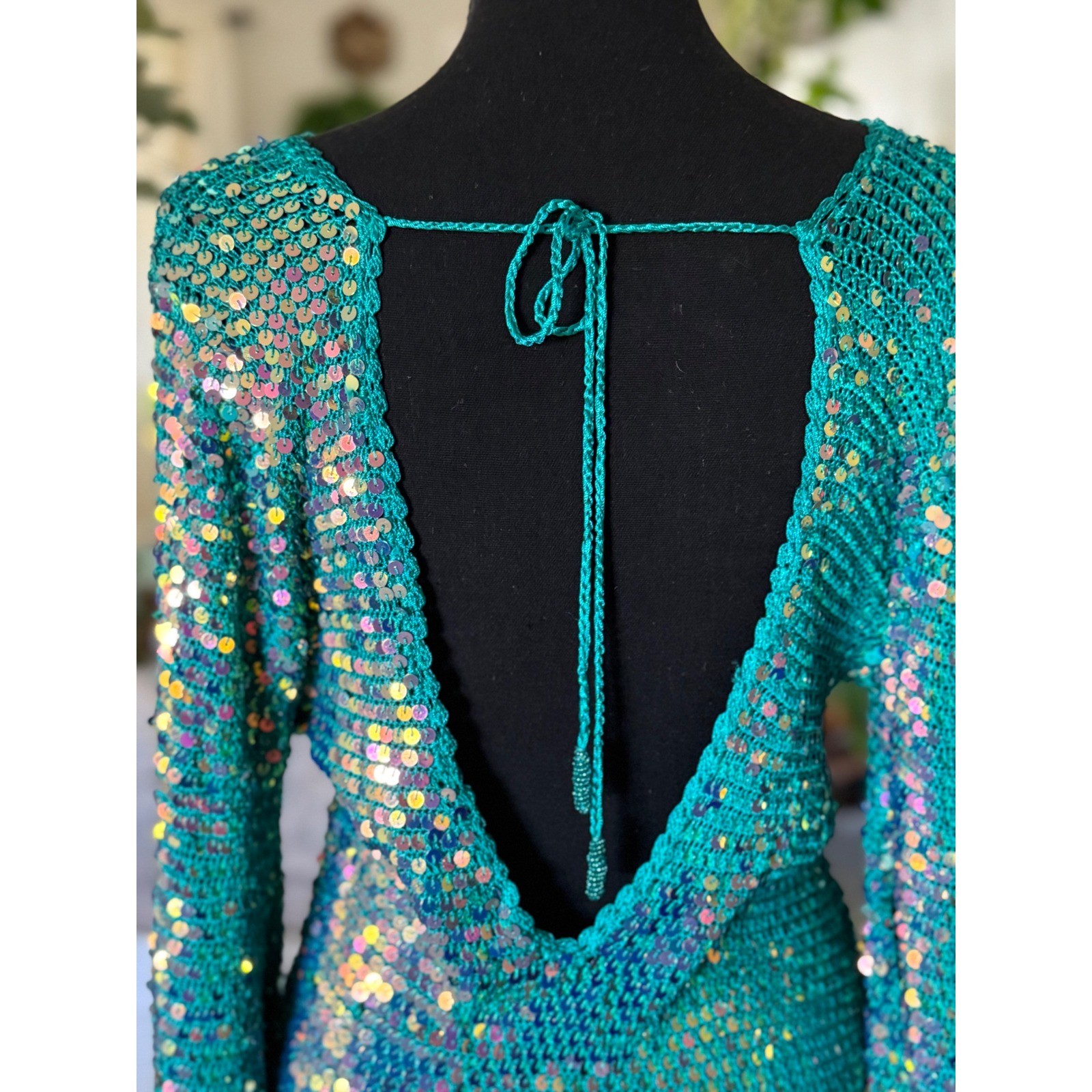 Retrofête Teal Sequin Crochet Mini Dress Open Back Iridescent Green M/L
