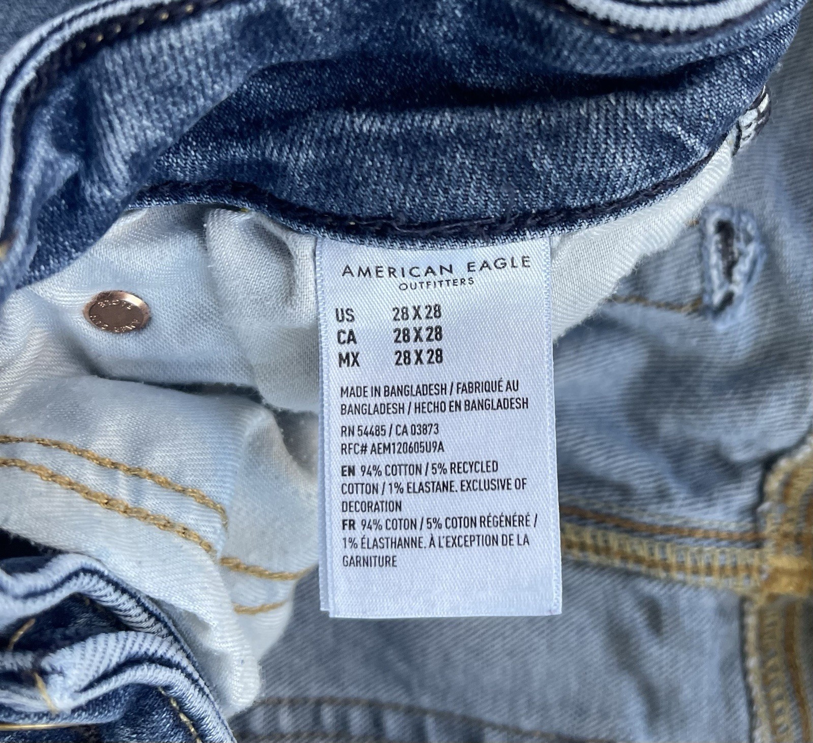 American Eagle Airflex+ Athletic Fit Straight Jeans Medium Wash Blue Men 28×28