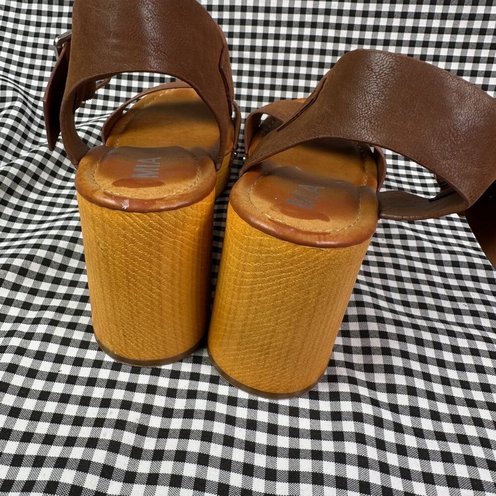 MIA Platform Clog Sandals Womens 6.5 Brown Leather Studded Ankle Strap Chunky