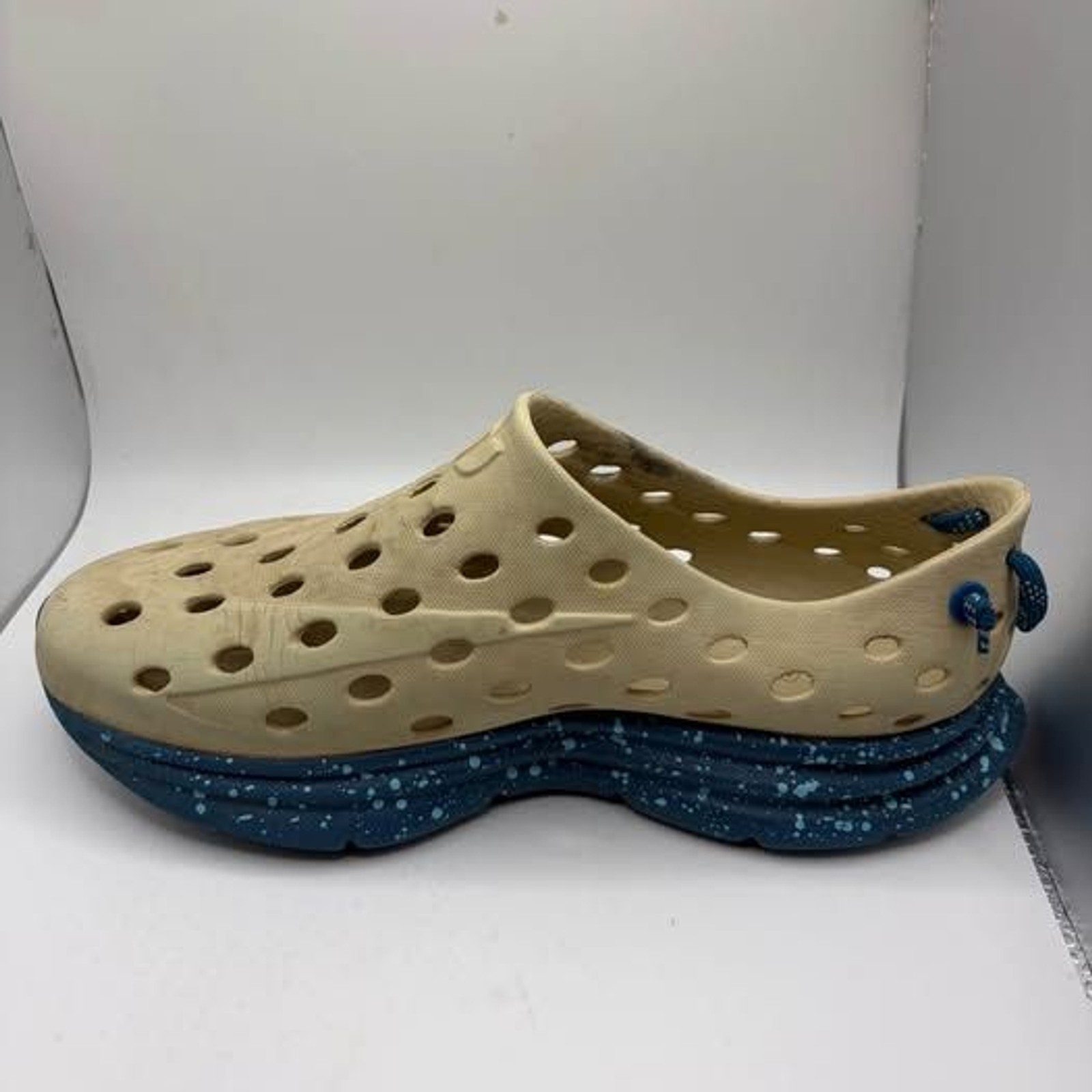Women’s KANE Revive Active Recovery Shoes Size 7