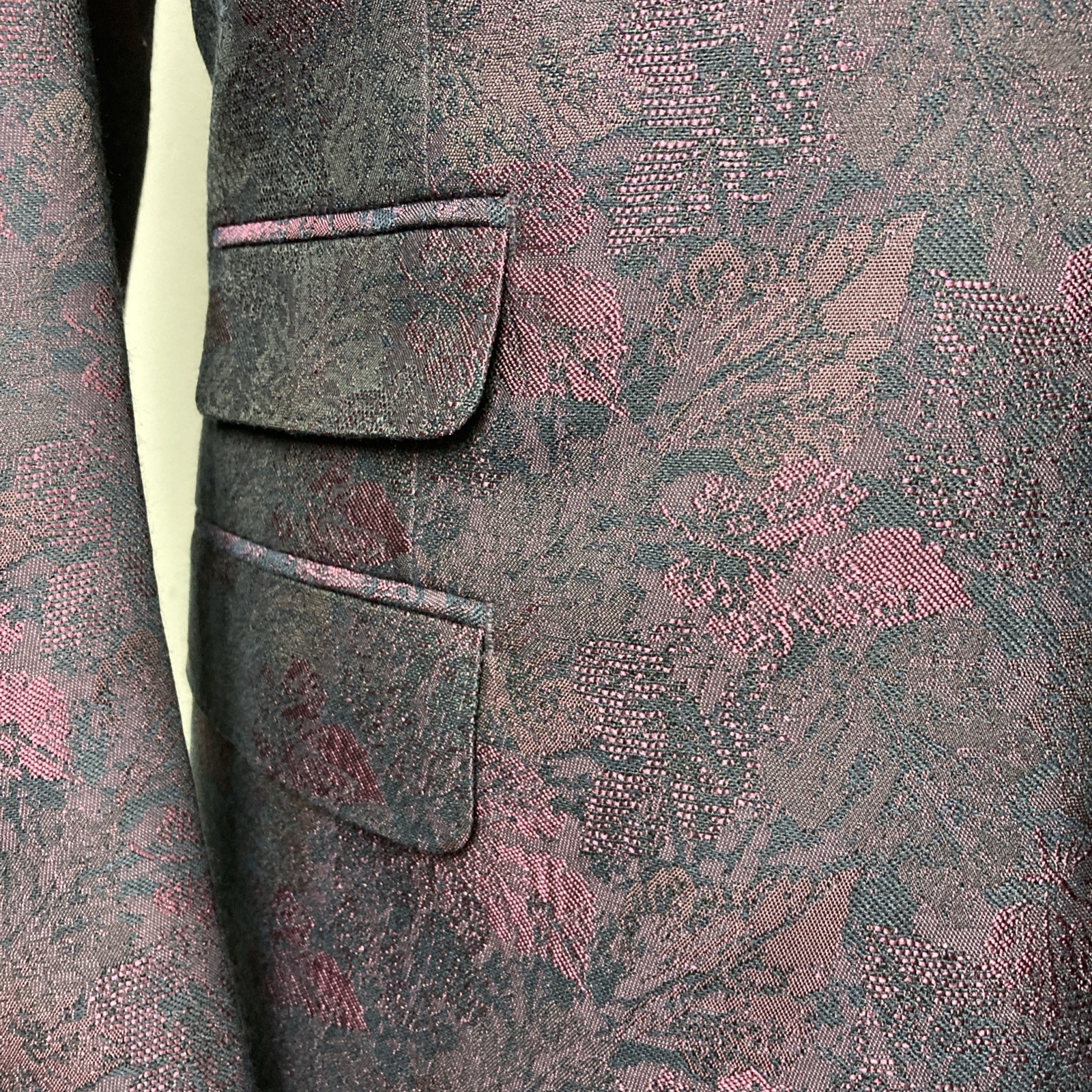 Tayion Mens Classic fit Double Breasted Dinner Jacket 52R Wine Black Floral