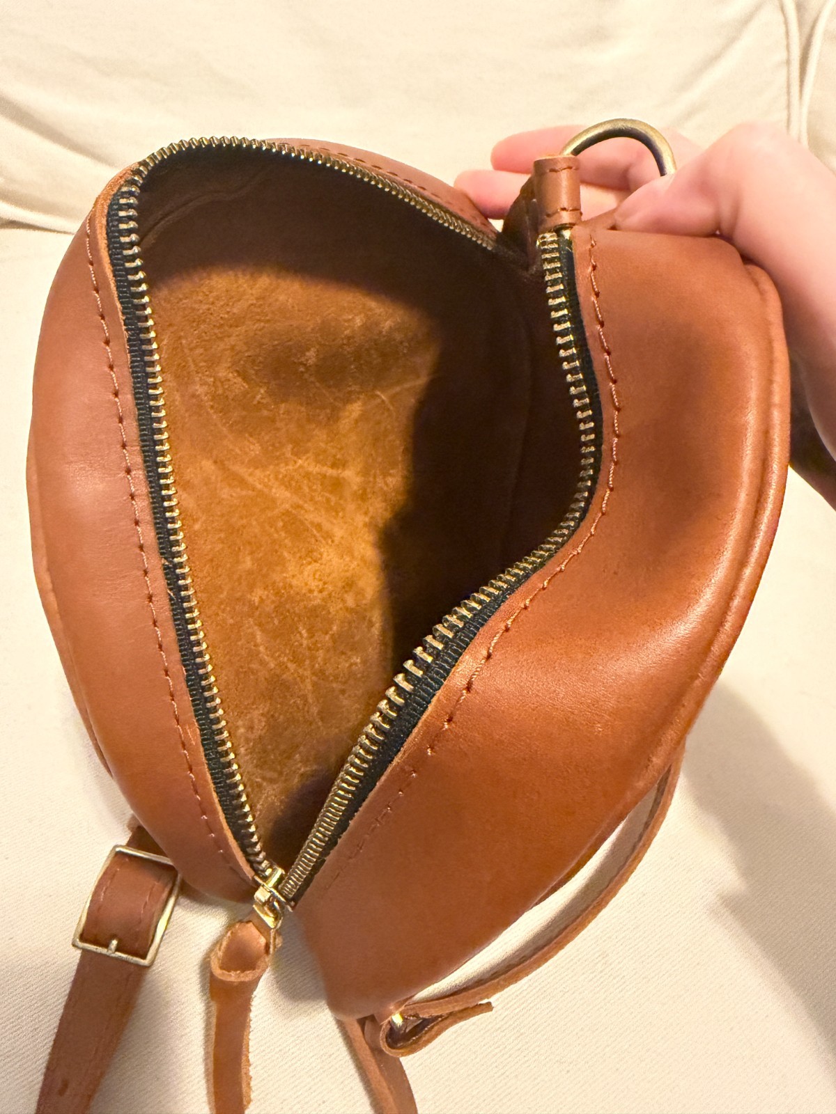 Portland Leather large circle bag * honey brown color * used