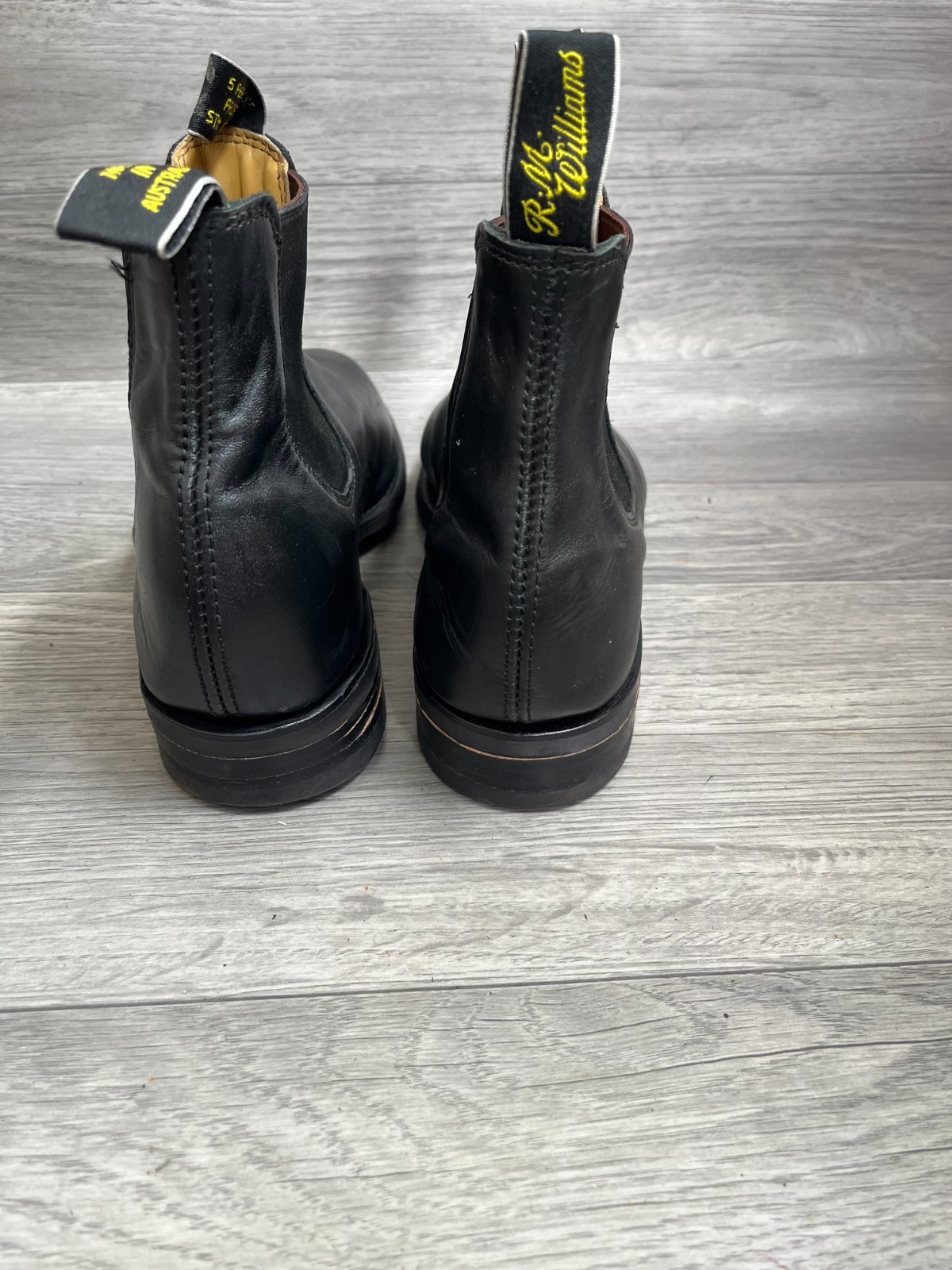 R.M williams comfort craftsman black leather chelsea boots uk 8.5G