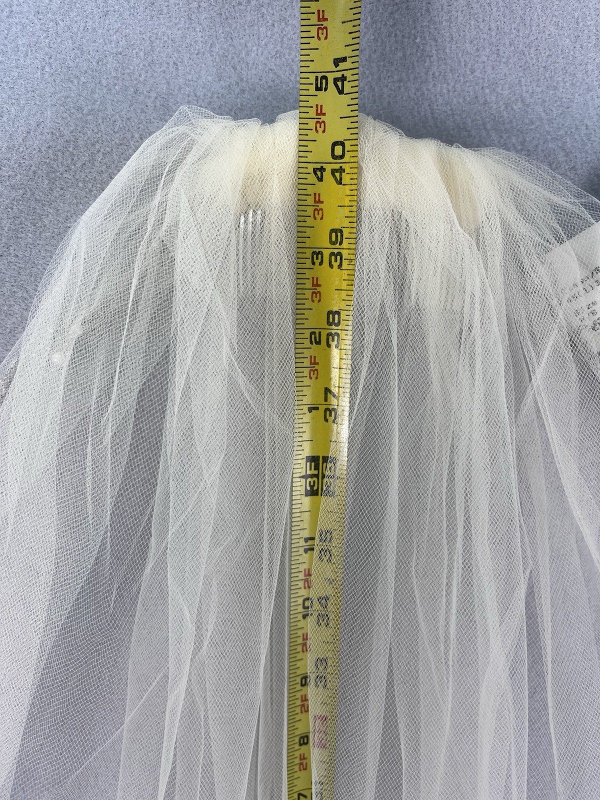 NEW NWT Unused Davids Bridal Veil 40” Inches Champagne Wedding Embroidered Pearl