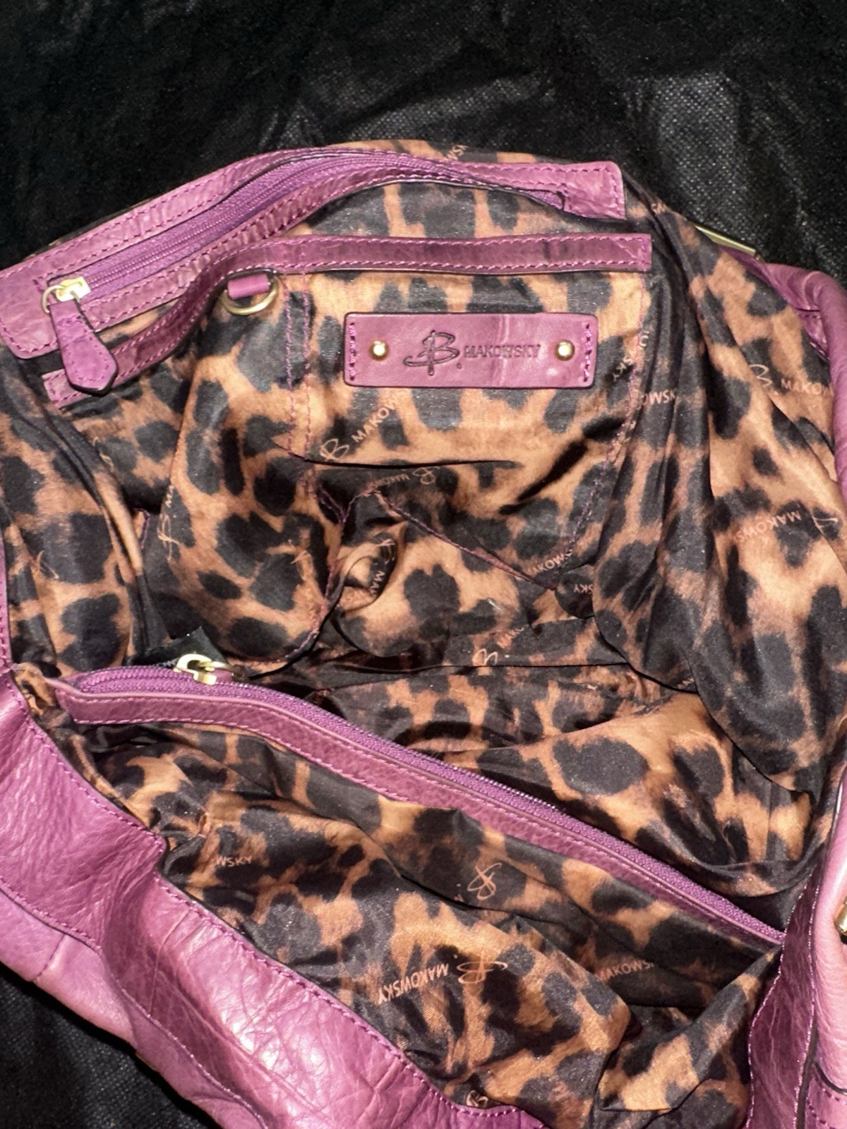 Y2K Makowski Purple leather handbag with gold hardware and ring detail