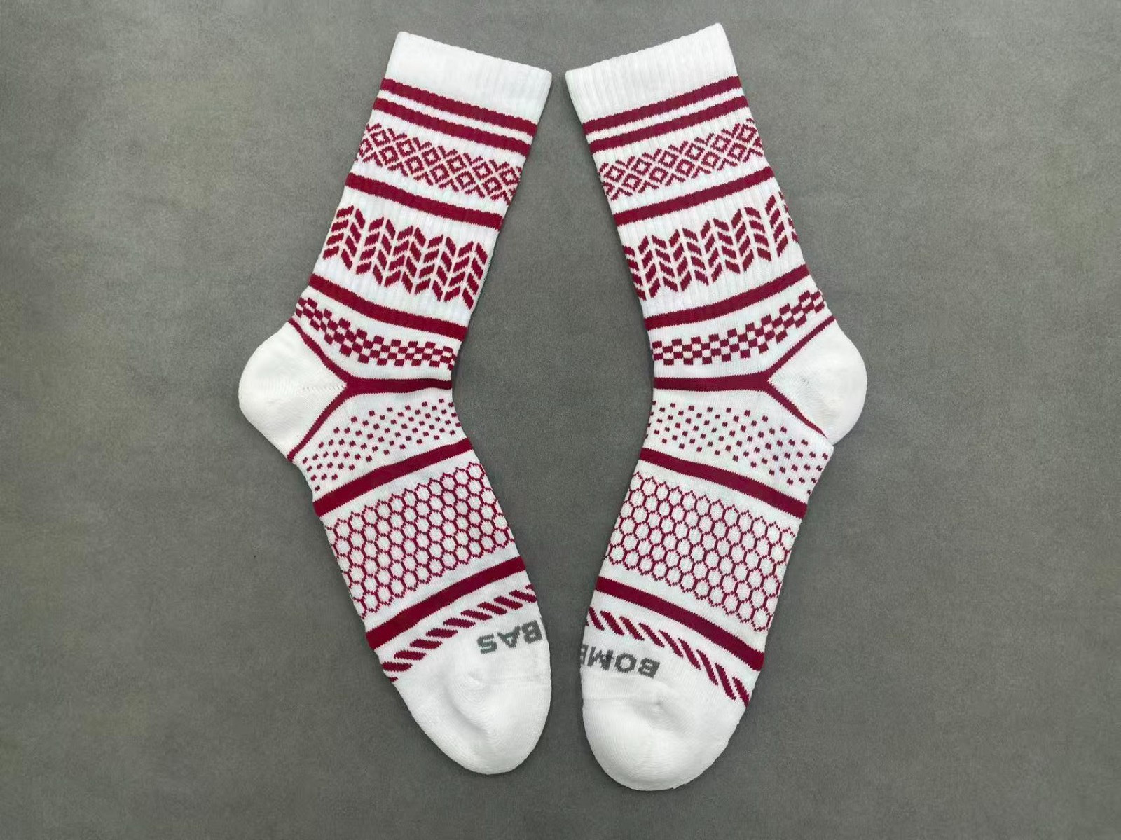 4 Pairs Bombas Men’s All-Purpose Calf socks Size Large 9-13 4 Color Stripes