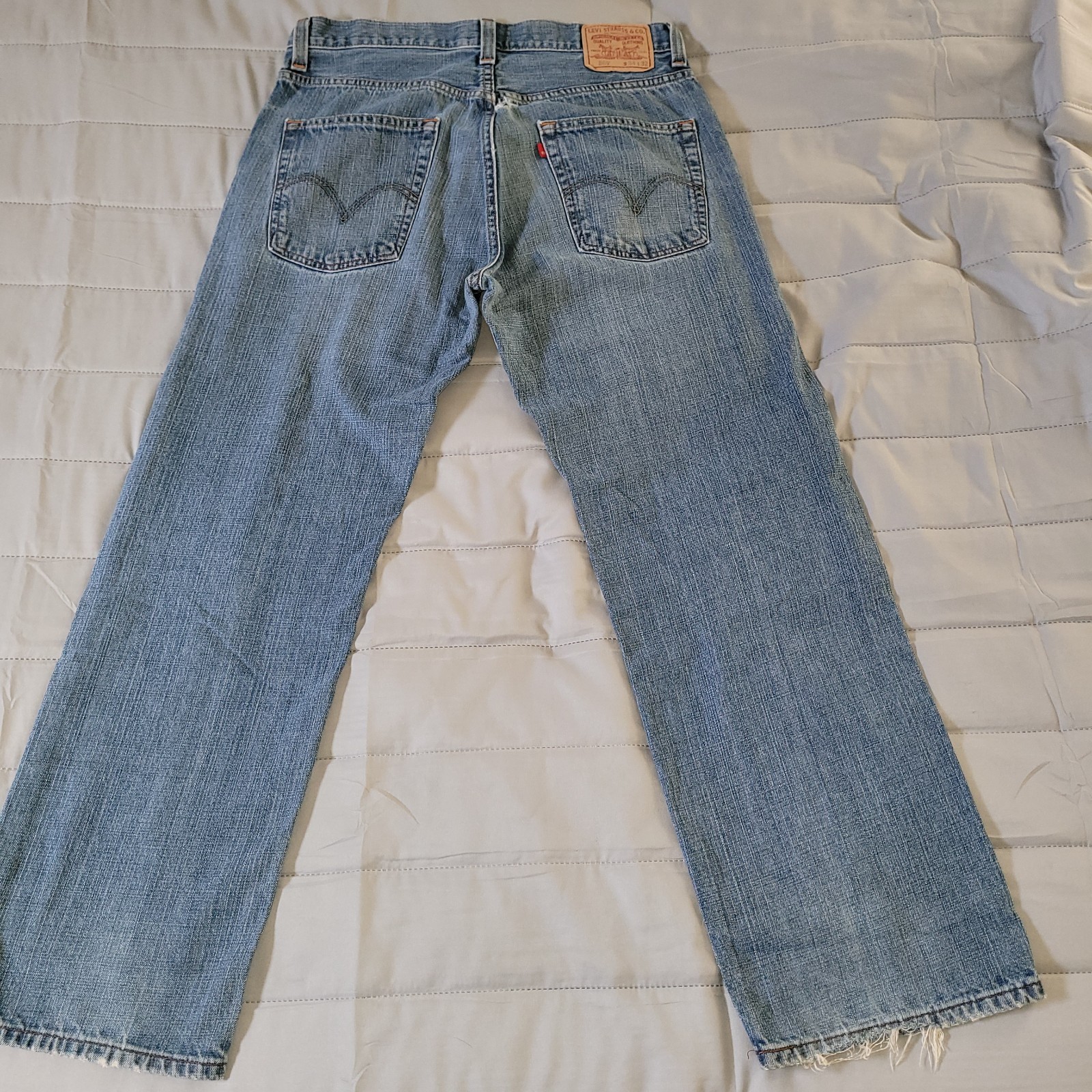 Vintage Levi’s 569 Loose Straight Distressed Jean’s Men’s 34×32 Medium Wash