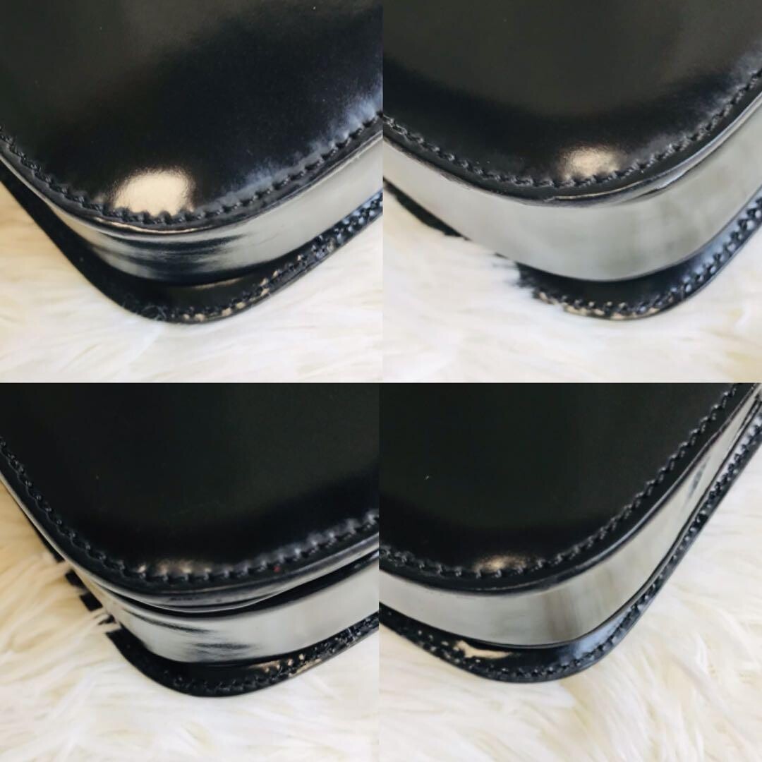 CELINE Black Leather Shoulder Bag Horse Carriage Hardware Flap Vintage Authentic