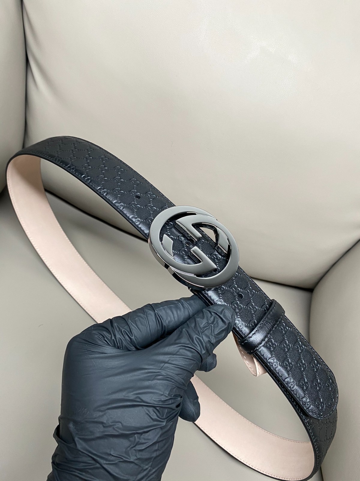 100% Authentic Gucci Black Leather Belt