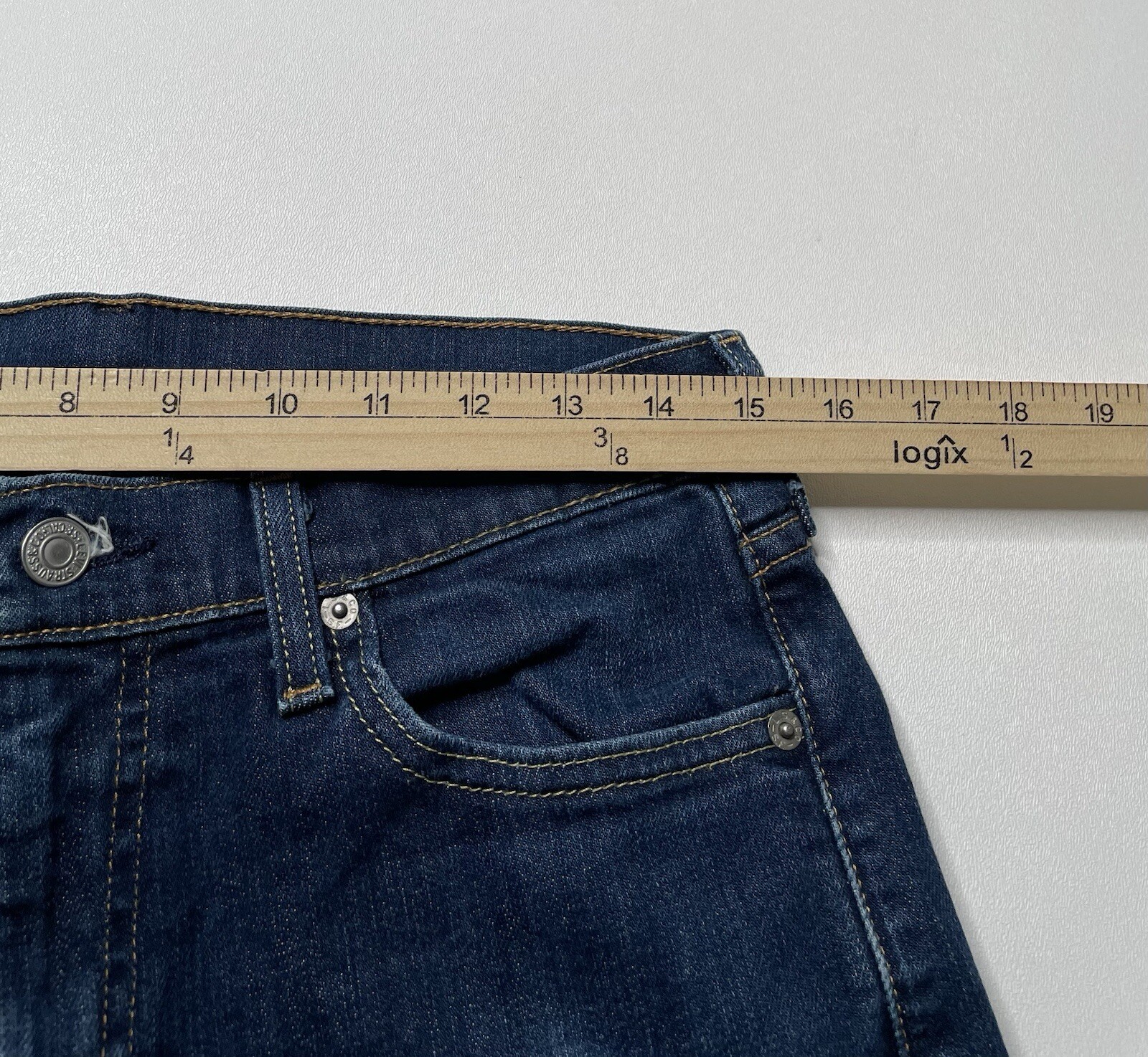 Vintage Wash Levi’s 513 Slim Straight Leg Denim Blue Jeans 30 x 31