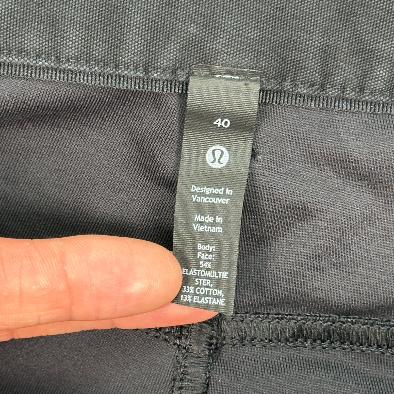 Lululemon 40 x 30 Black Slim Fit Abrasion-Resistant Utilitech ABC Pants LM5ABMS