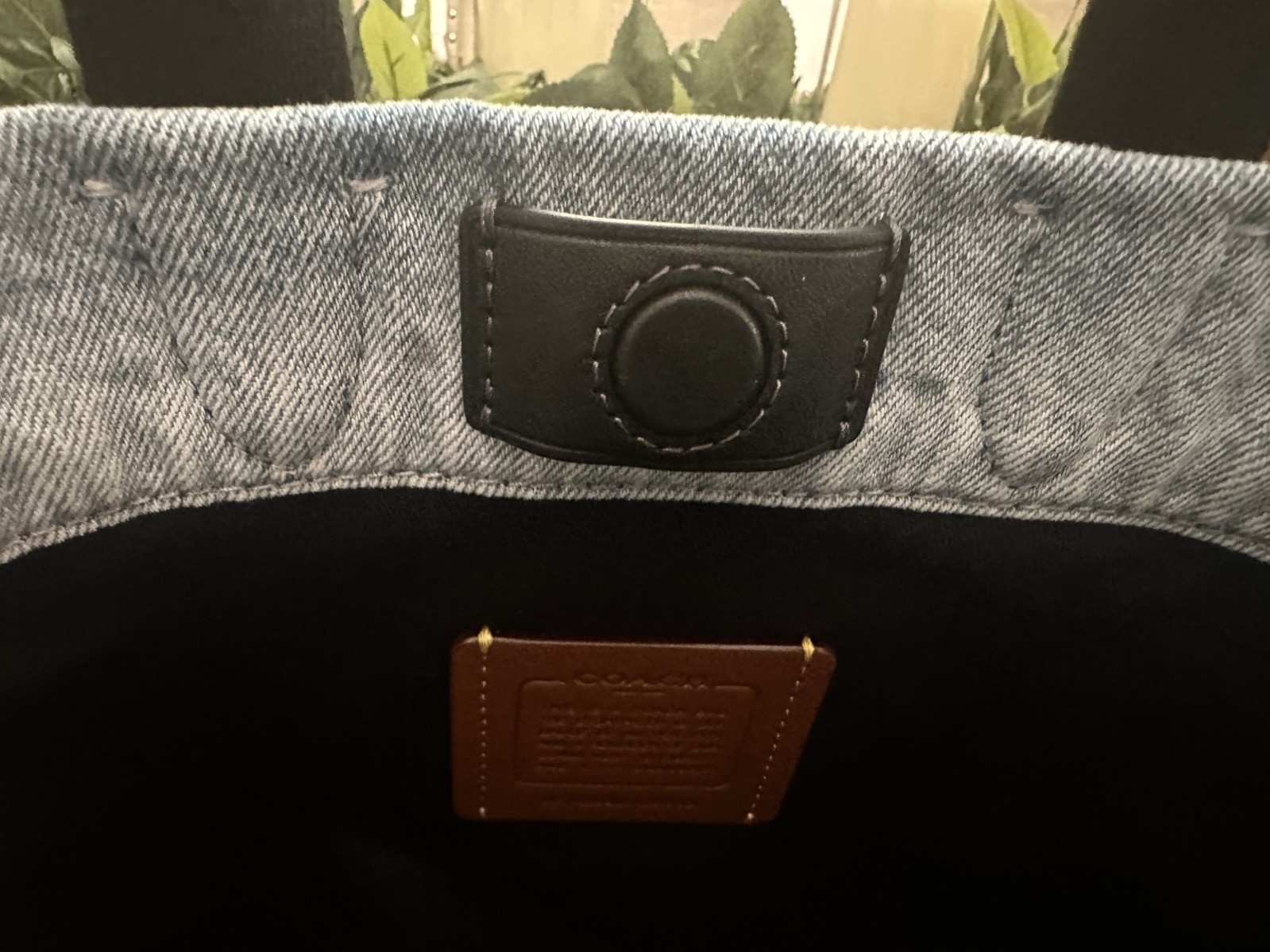 NWOT – COACH CEB33 Mini Tour Convertible Tote Bag – Loved Indigo Denim w/ Black