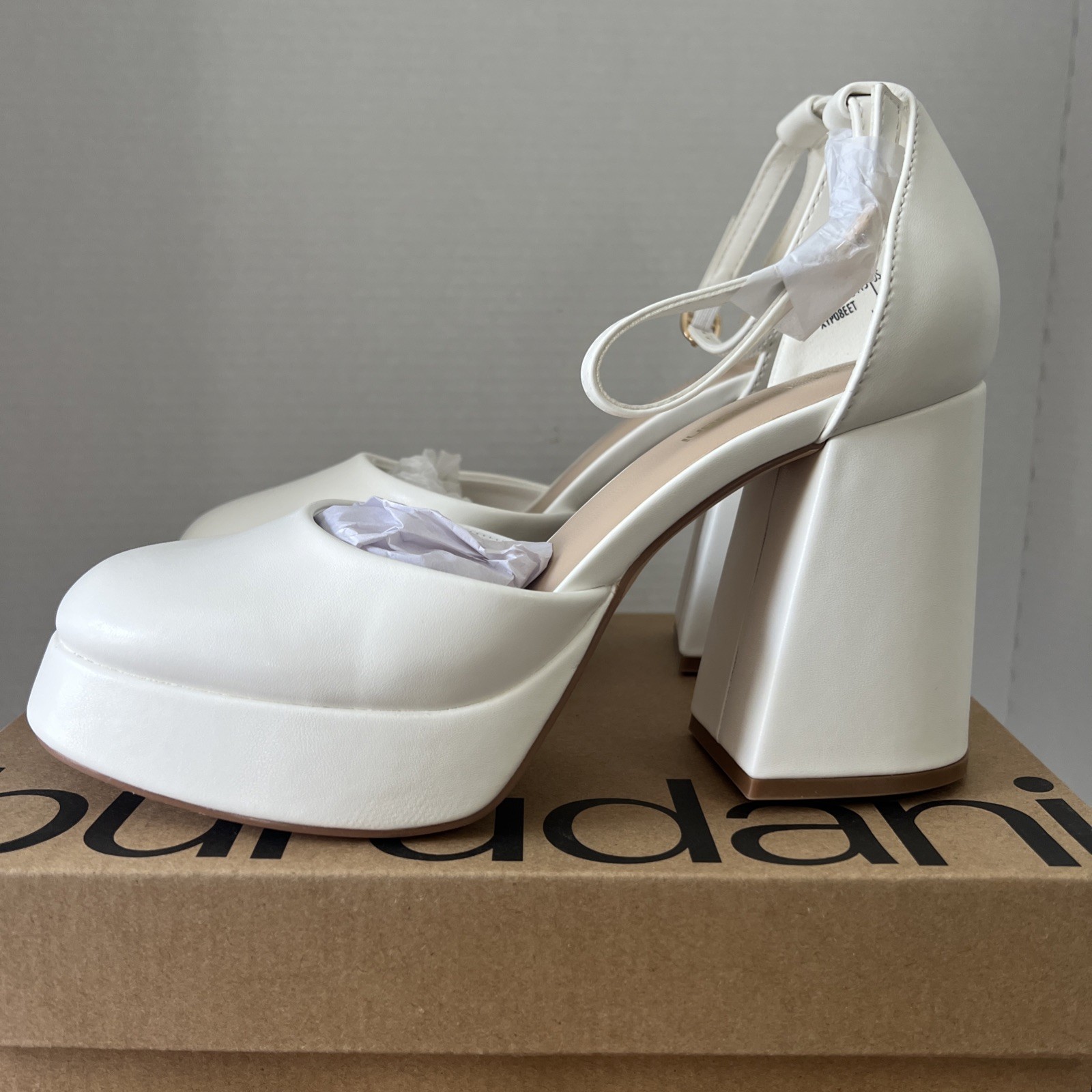 Burudani High Heels Chunky Block Platform Heels Ankle Strap Size US 8 White