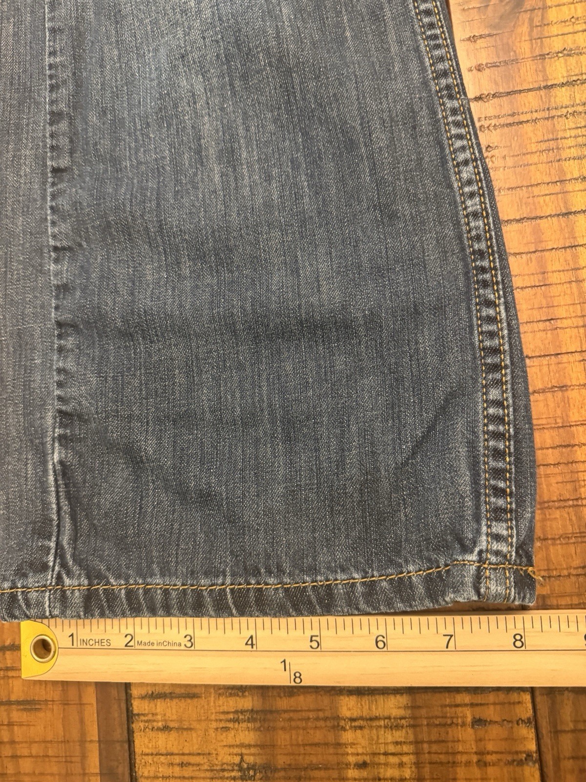 Levi’s Men’s 527 Bootcut 33×32 Dark Wash Distressed Denim Jeans