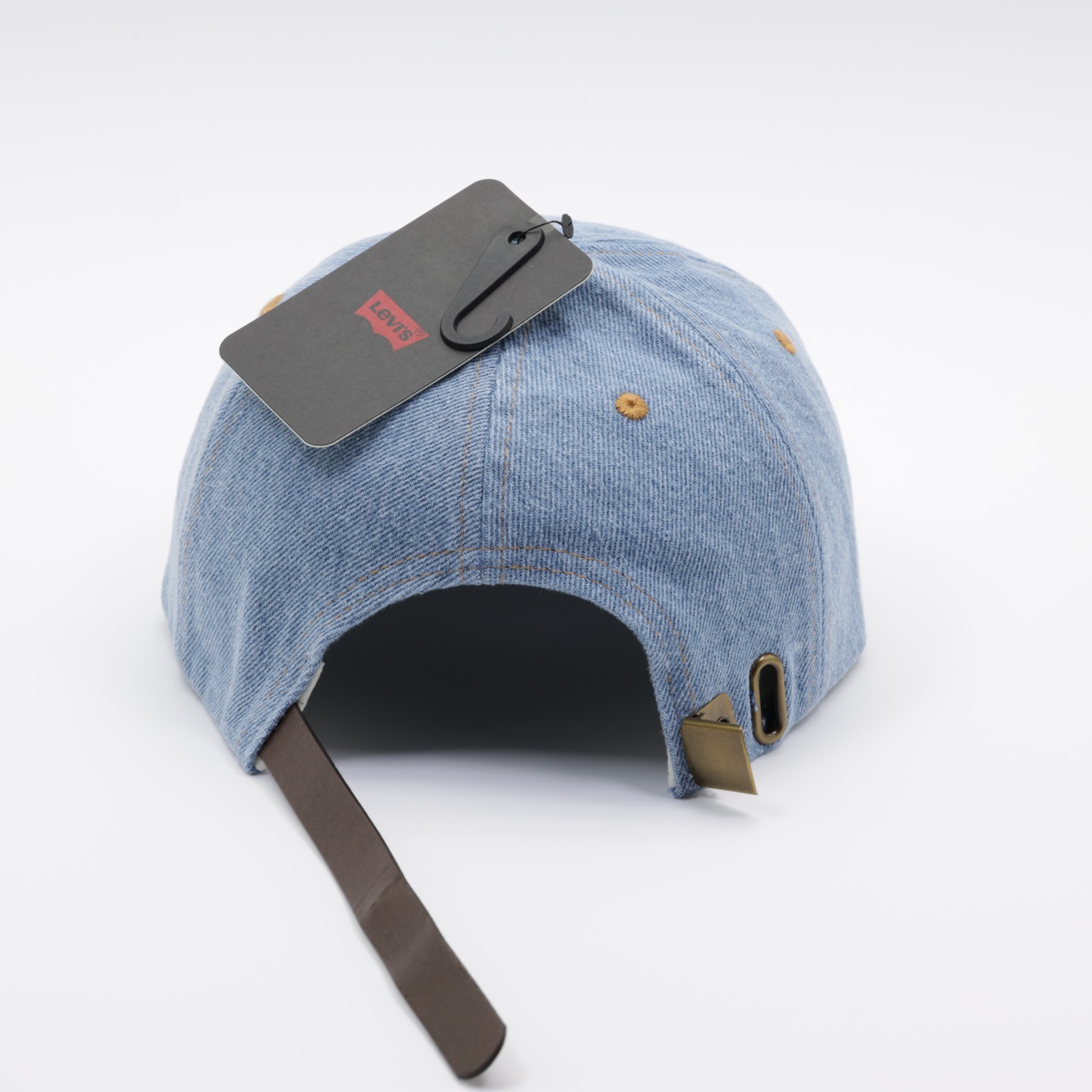 Levi’s Men’s Relaxed Adjustable Leather Patch Denim Dad Cap Light Blue One Size
