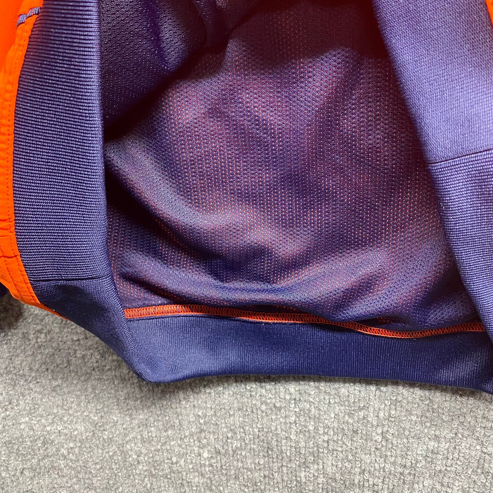Under Armour Auburn University Breathable Pullover Men’s Size Medium