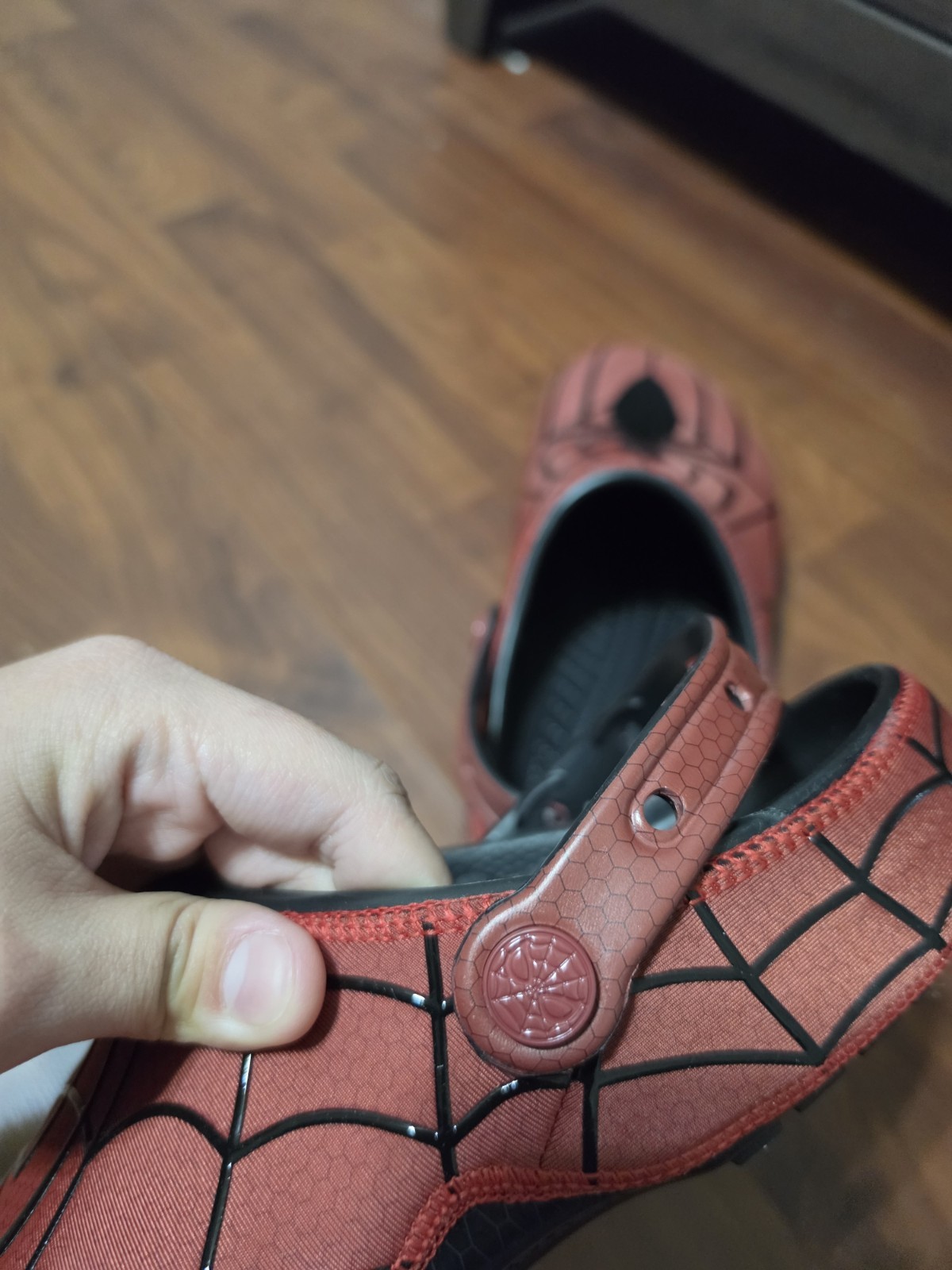 Limited Edition Spider-Man Neo Classic Clog Crocs Size 9M/11W In Hand
