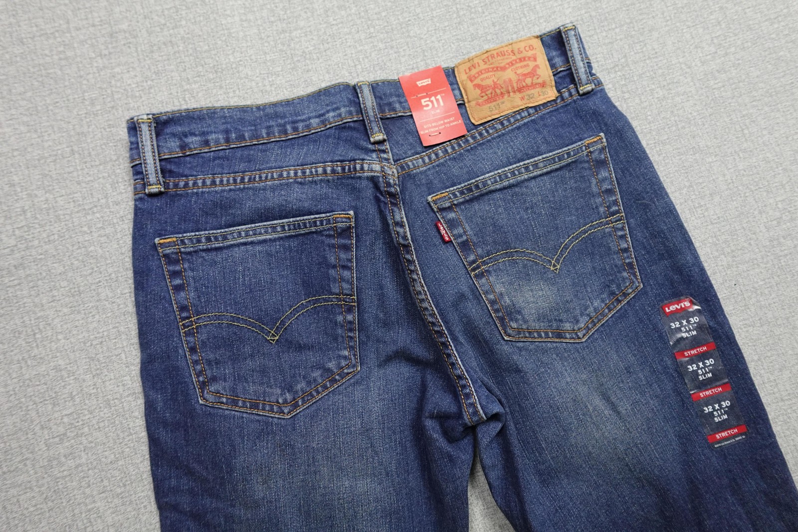 Levi’s 511 Slim Fit Jeans Mens 32×30 Blue Medium Wash Denim Stretch Pants NWT