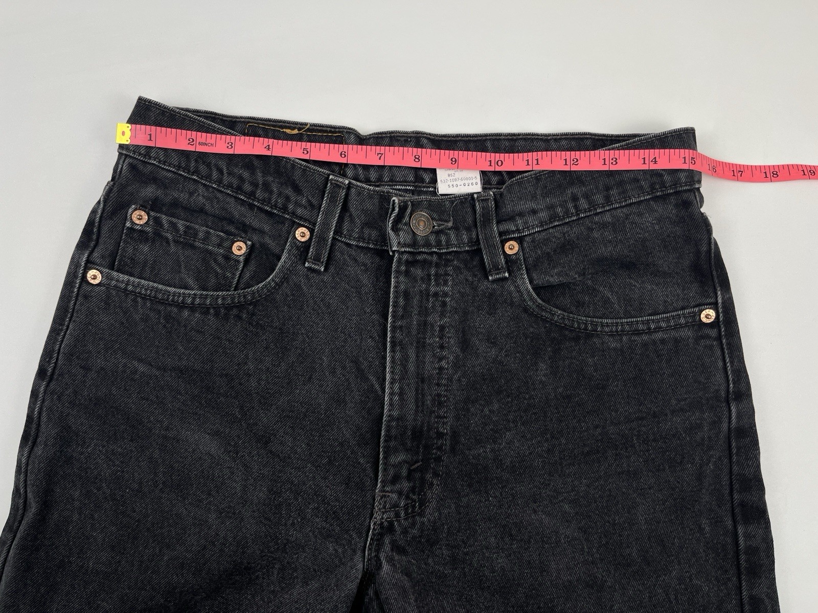 Vintage Levi’s 550 Men’s Black Denim Size 33×36 Relaxed Fit USA Made 90’s Jeans