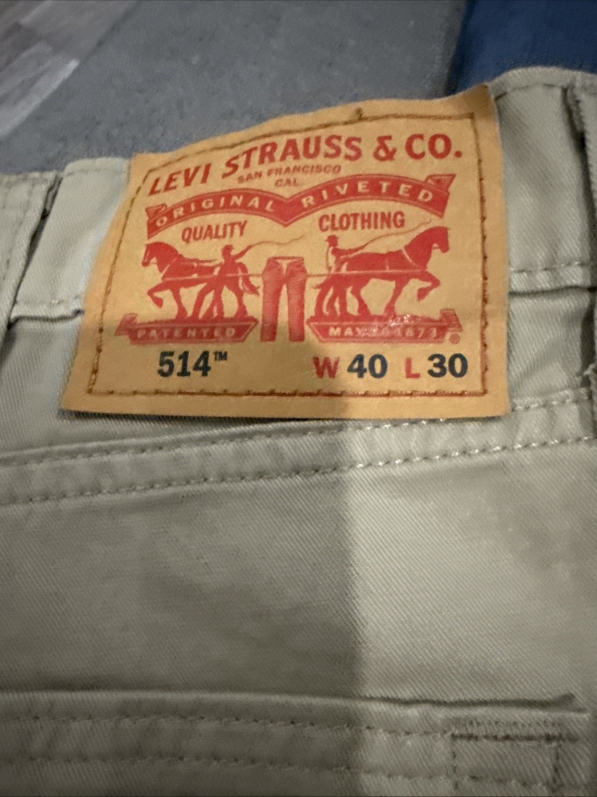 Levi’s Men’s 514 Straight Stretch Jean Tan Size 40×30 Sits Below Original Tan