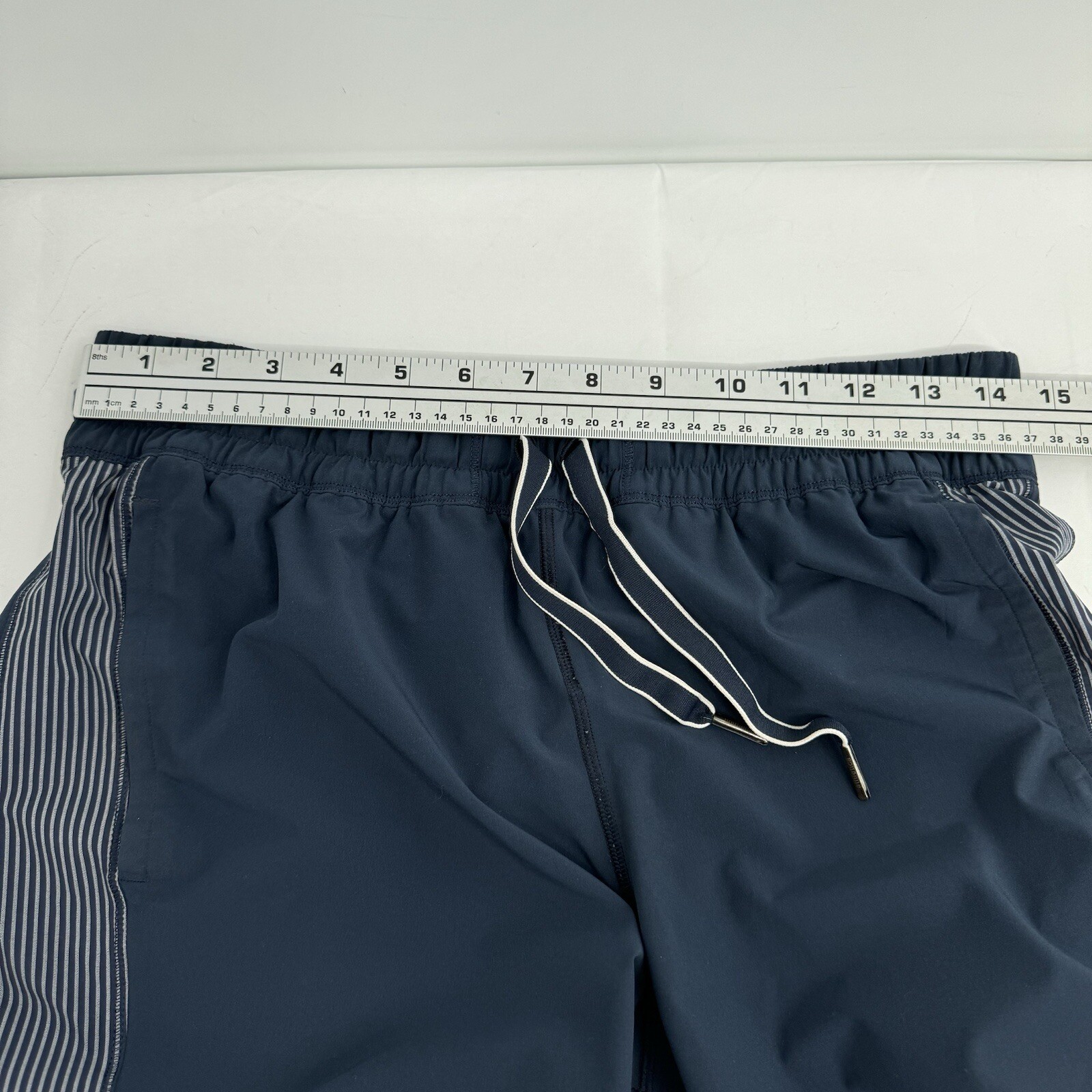 LULULEMON Lightweight Swift Fabric Side Stripes Jogger Pants Size 6