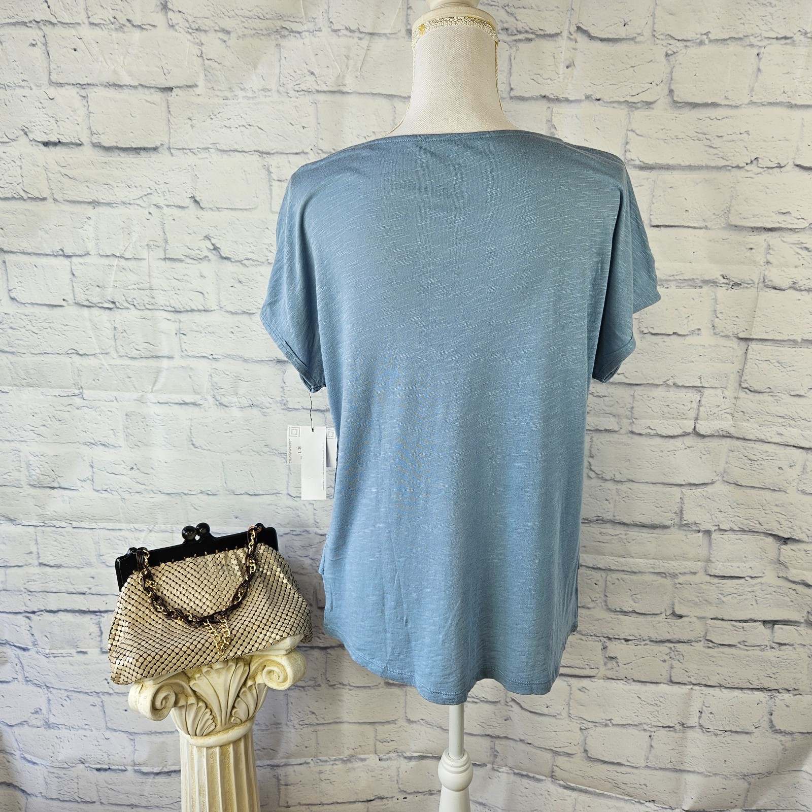 NWT Liz Claiborne Size L Light Indigo Blue Cap Sleeve Tiered Pullover Top Blouse