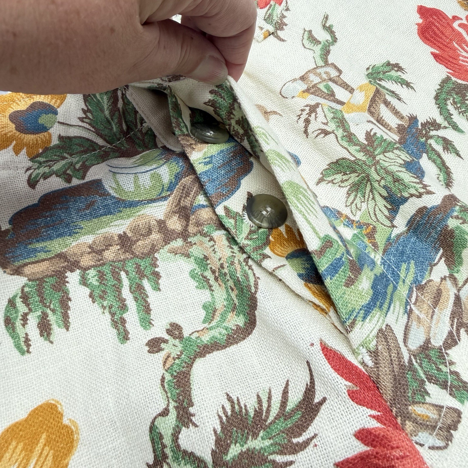 Old Bull Lee Linen Shorts Men’s 36 Floral Hawaiian Print Linen Blend Casual