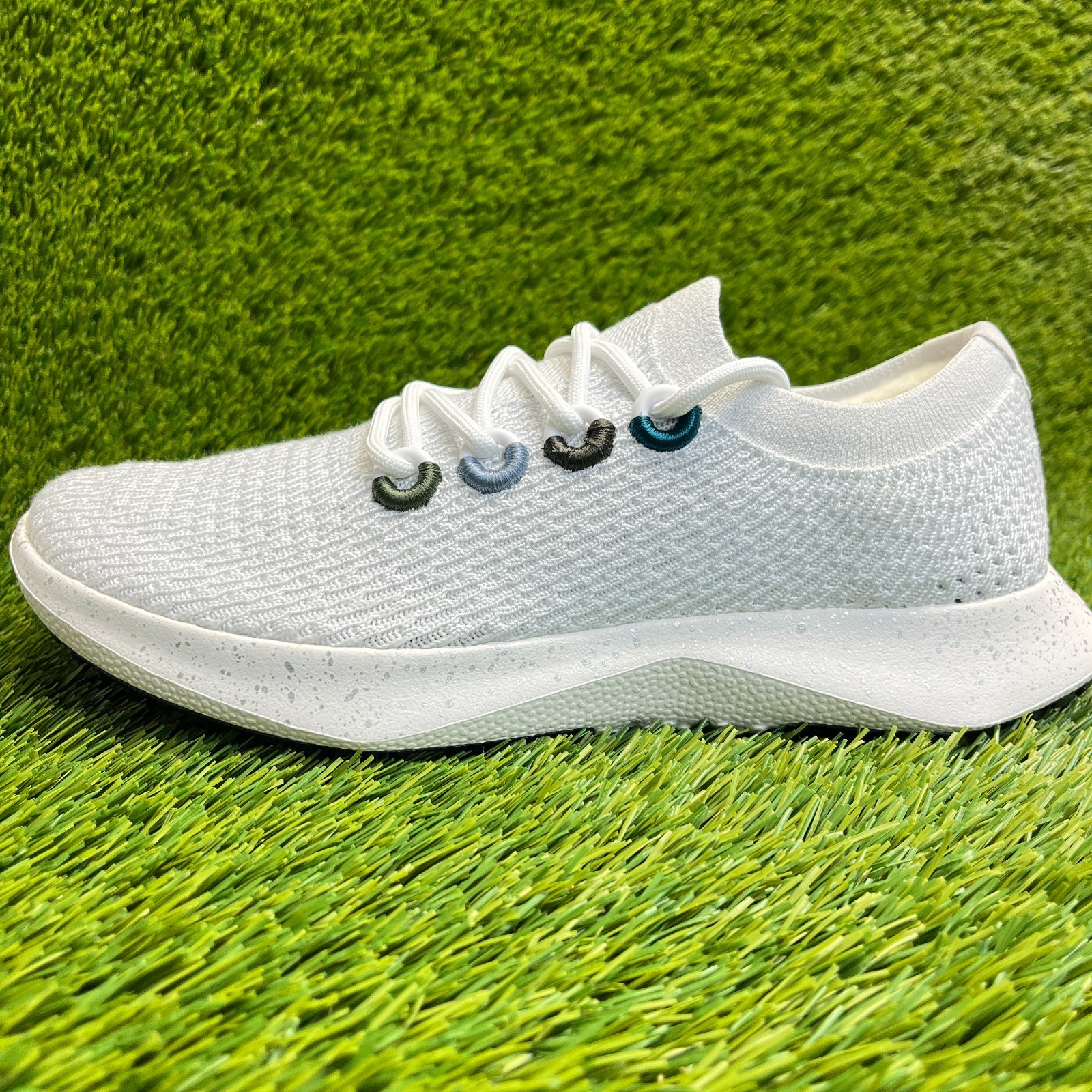 Allbirds Tree Dasher 2 Womens Size 10.5 Blizzard Athletic Running Shoes Sneakers